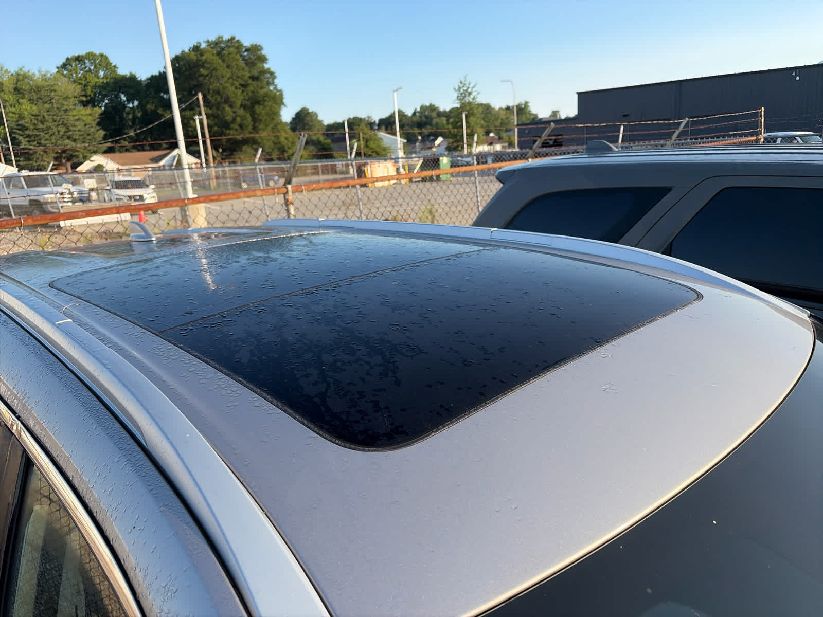 2022 Nissan Rogue Platinum - Champagne Silver Metallic exterior view 4