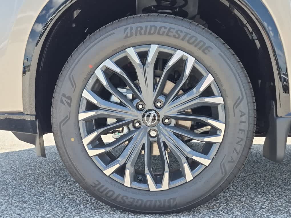 2026 Nissan Rogue Platinum - Champagne Silver Metallic exterior view 6