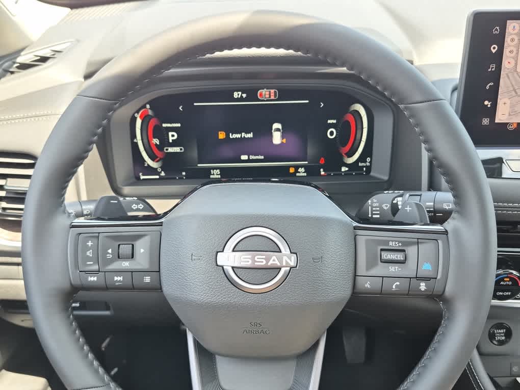 2026 Nissan Rogue Platinum - Champagne Silver Metallic exterior view 18
