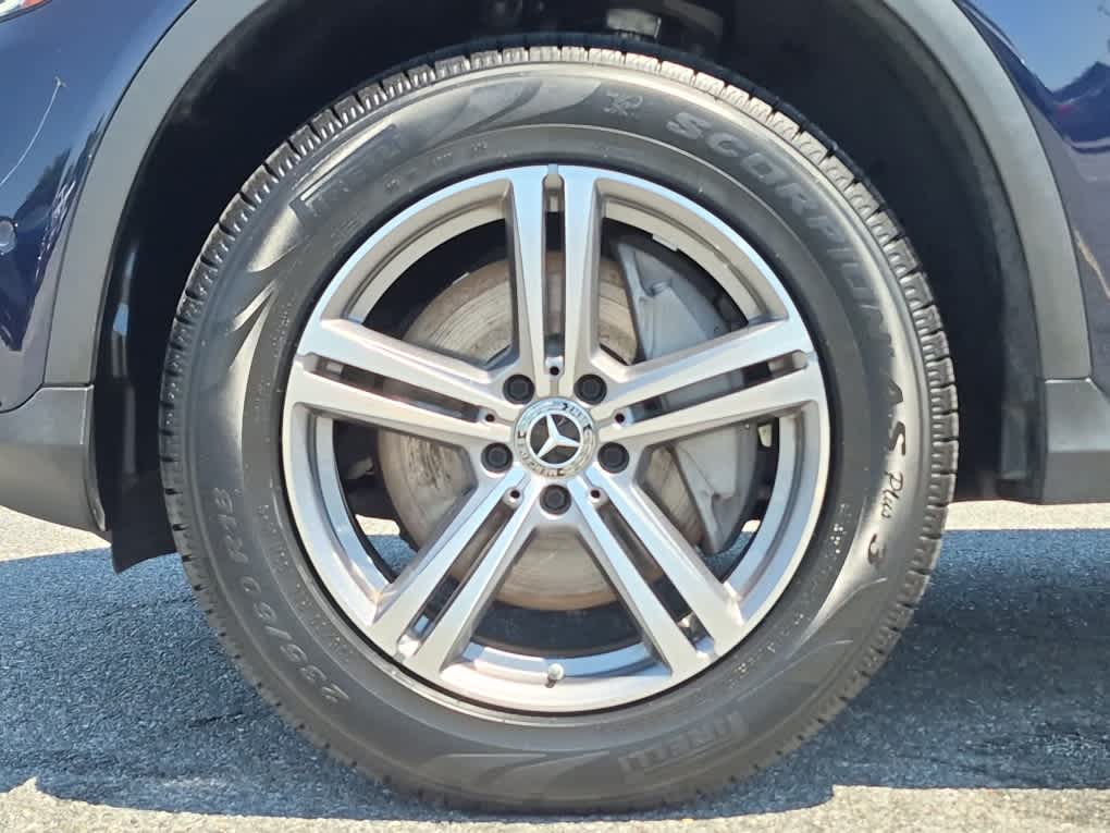 2022 Mercedes-Benz GLC 300 GLC 300 - Lunar Blue Metallic exterior view 6