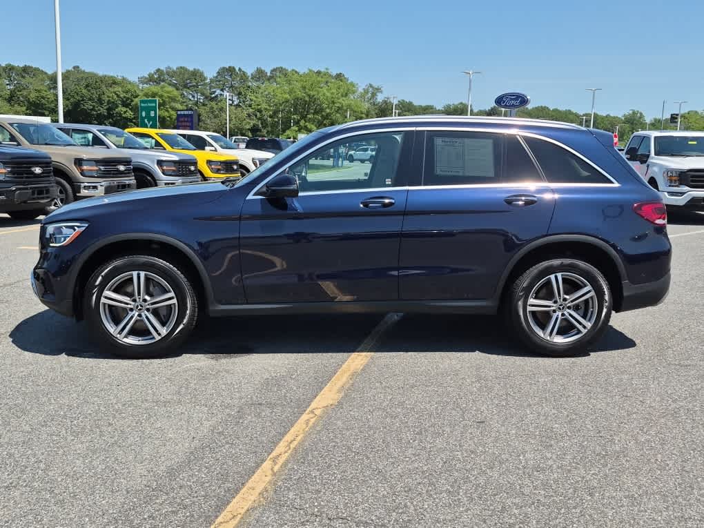 2022 Mercedes-Benz GLC 300 GLC 300 - Lunar Blue Metallic exterior view 5