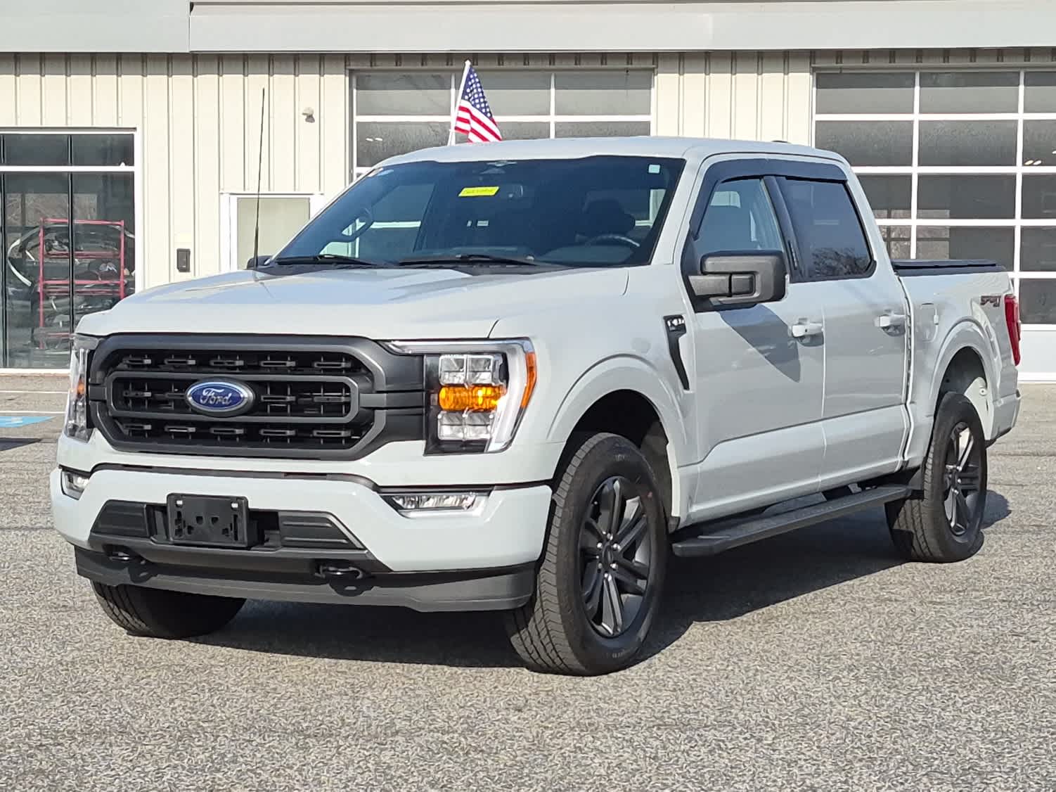 2023 Ford F-150 XLT SuperCrew 4WD