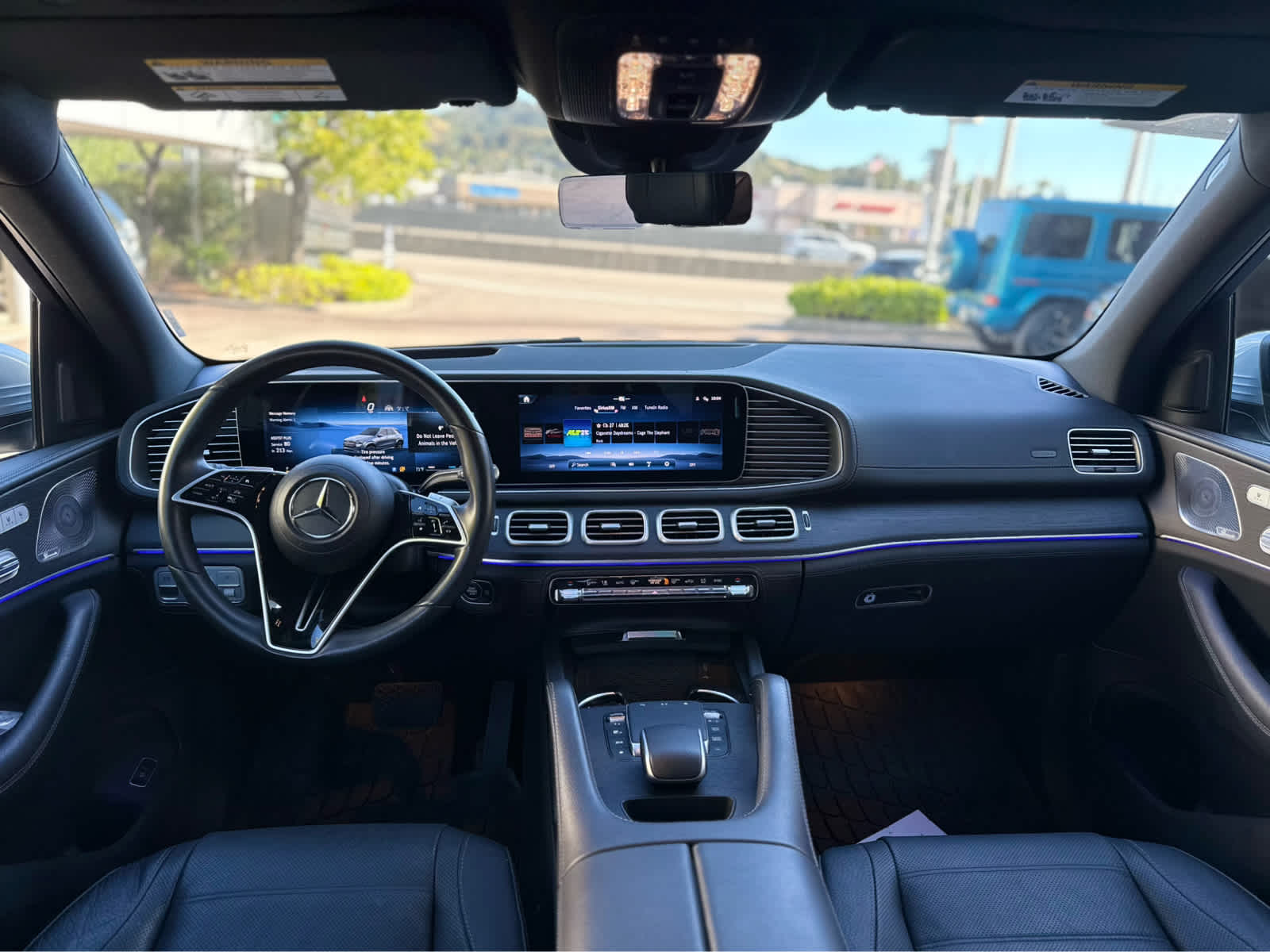 View vehicle photo 6