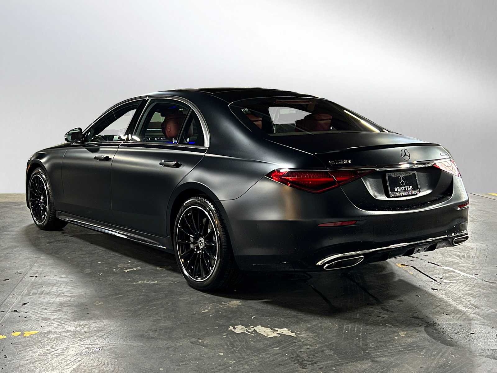 View vehicle photo 5