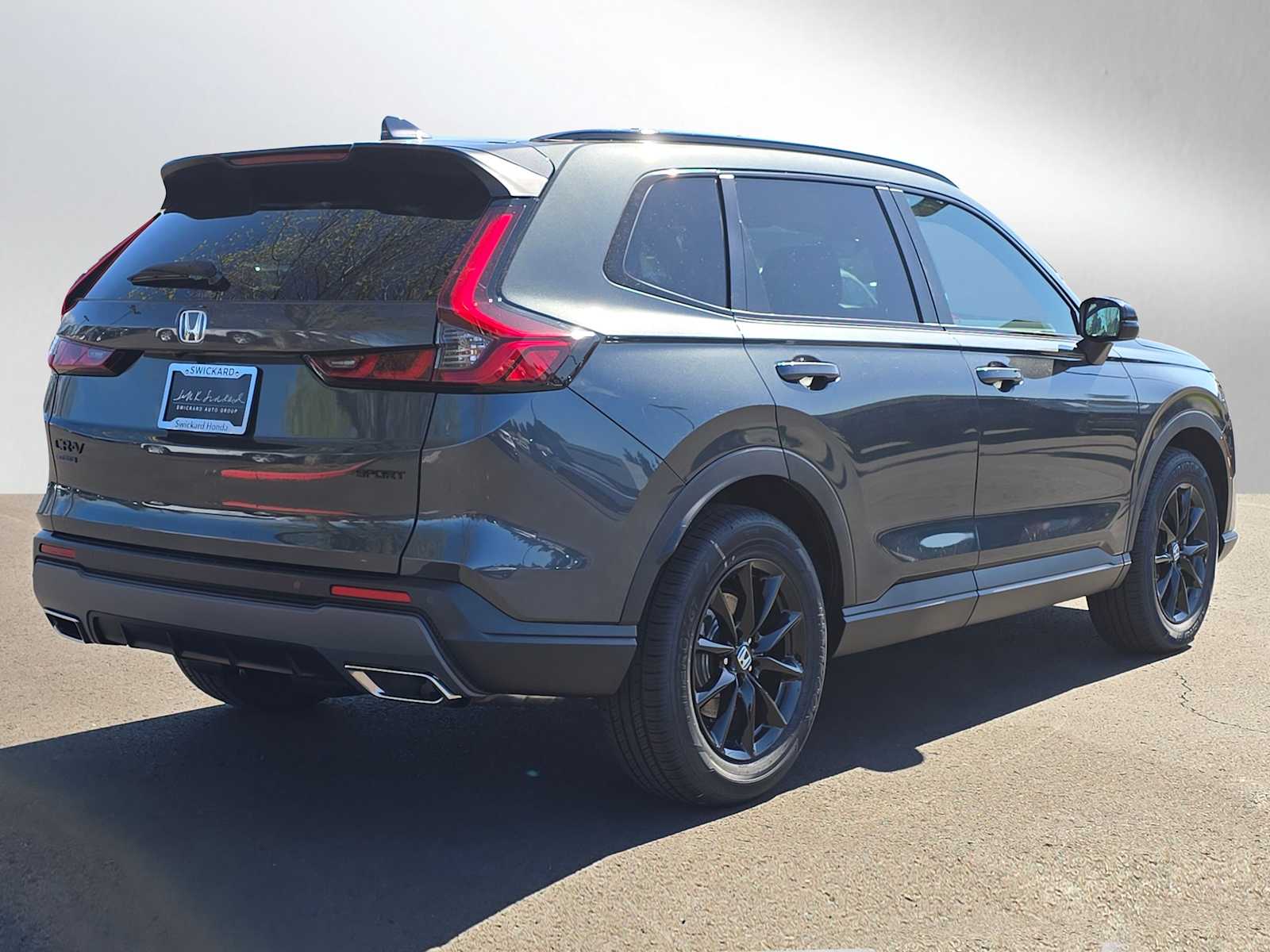 View vehicle photo 3