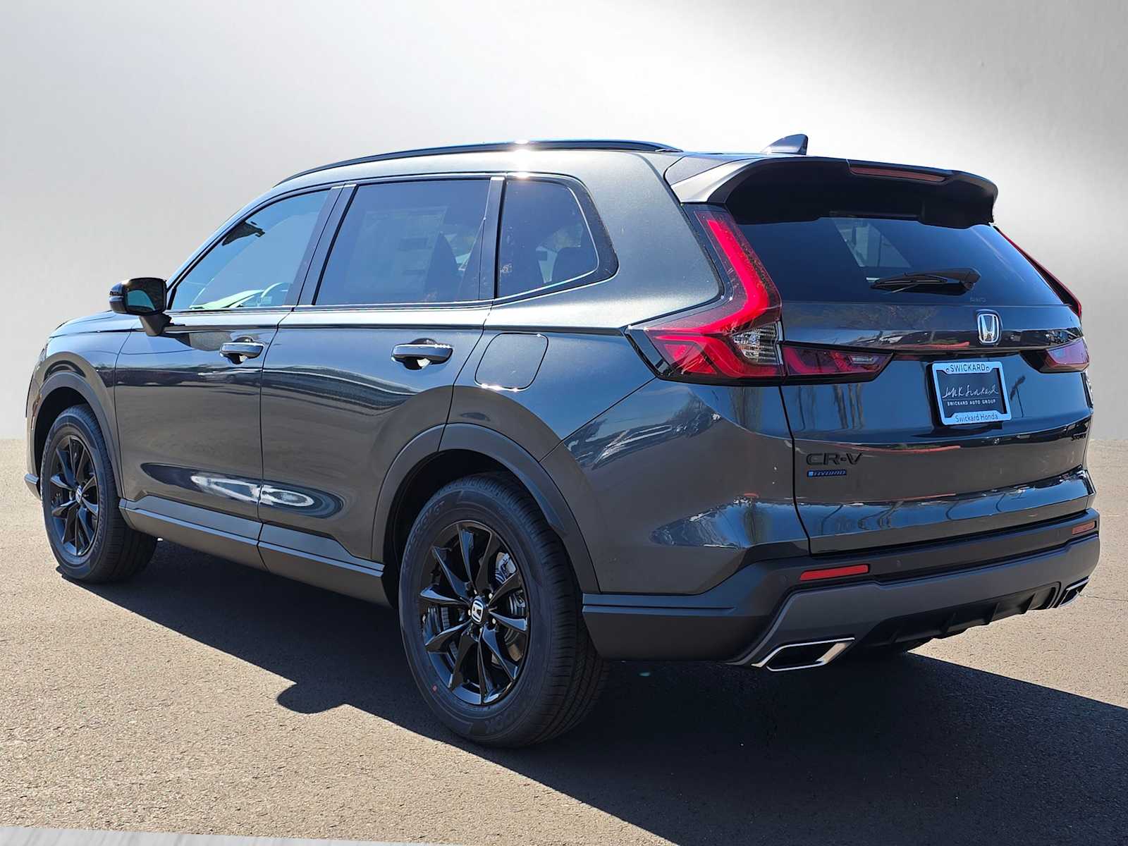 View vehicle photo 5