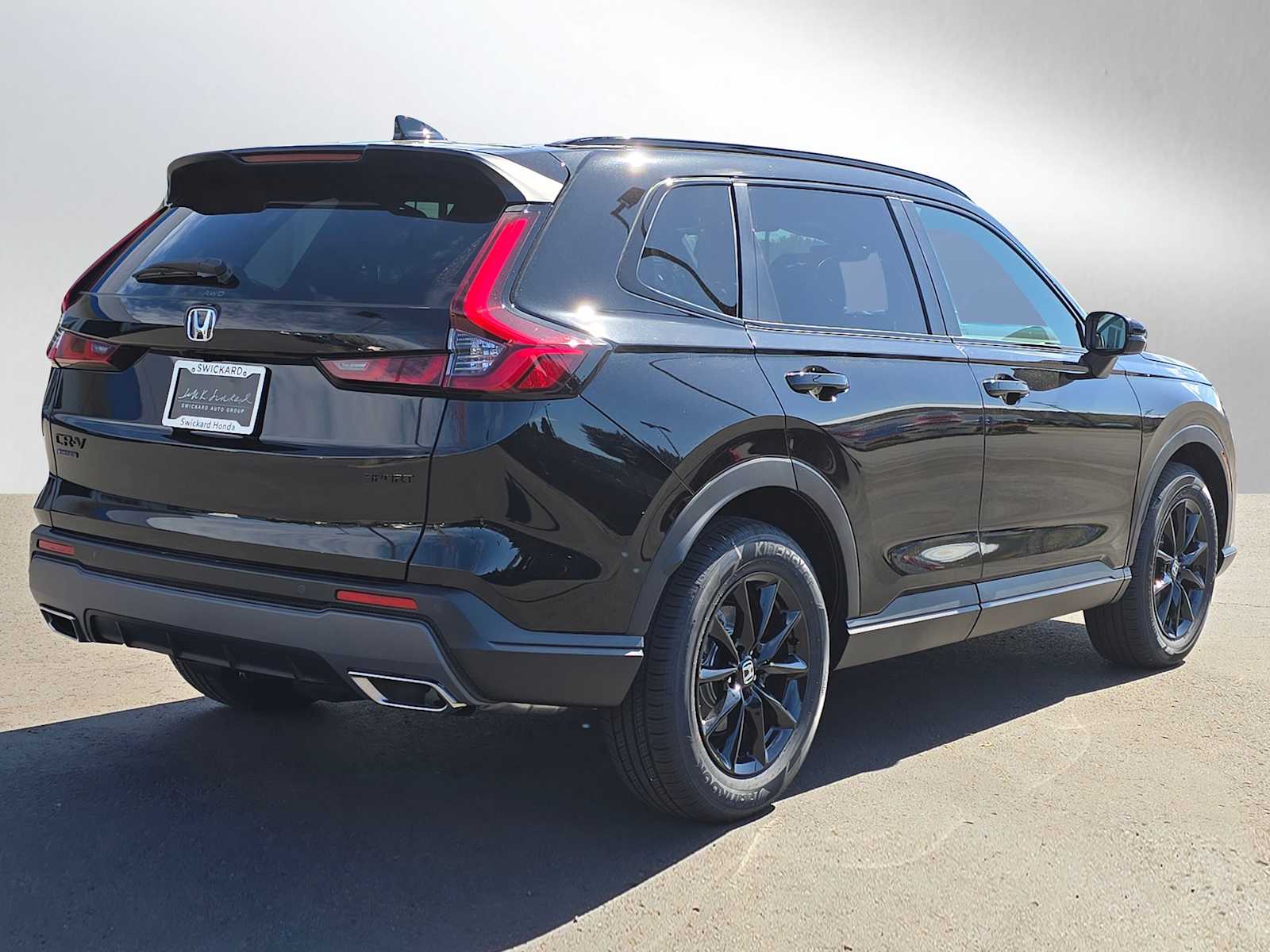 View vehicle photo 3