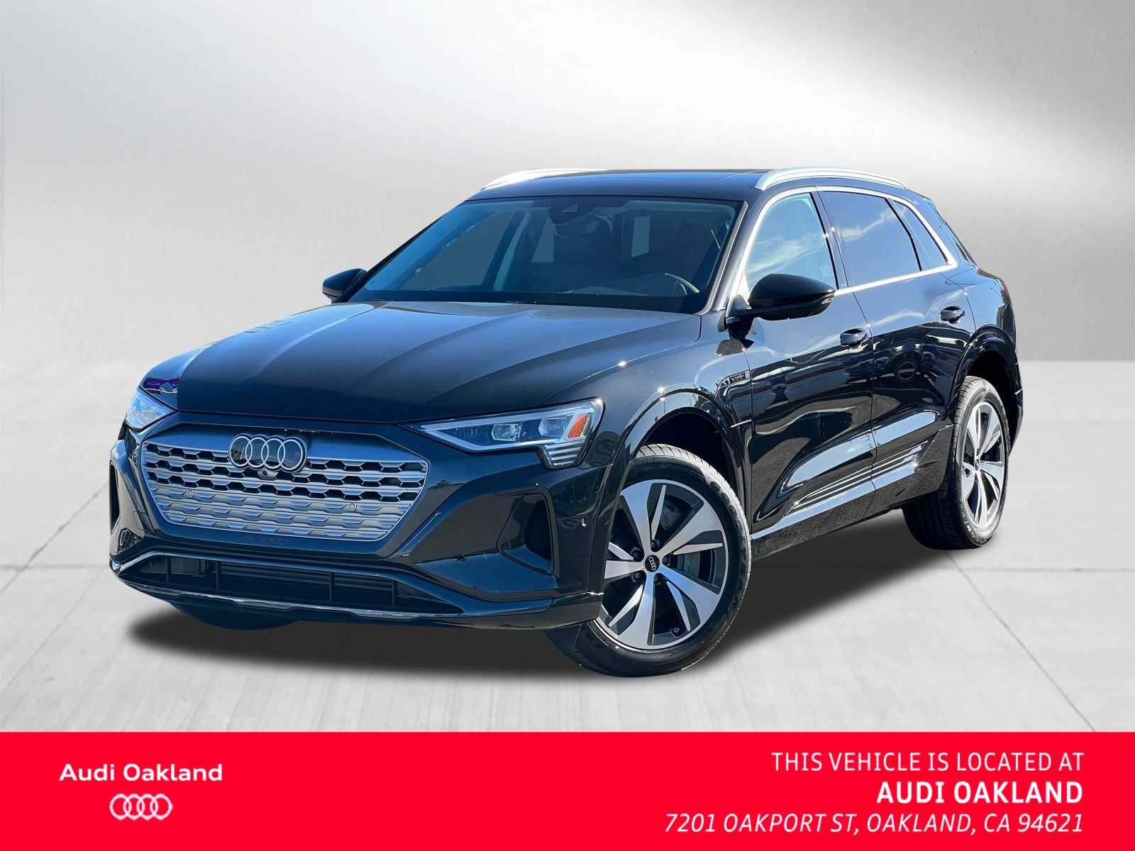2024 Audi Q8 e-tron Incentives, Specials & Offers in Burlingame CA