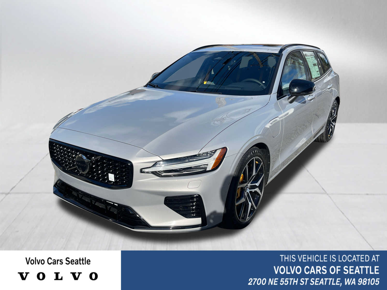 New 2024 Volvo V60 Recharge PlugIn Hybrid Polestar Engineered Station