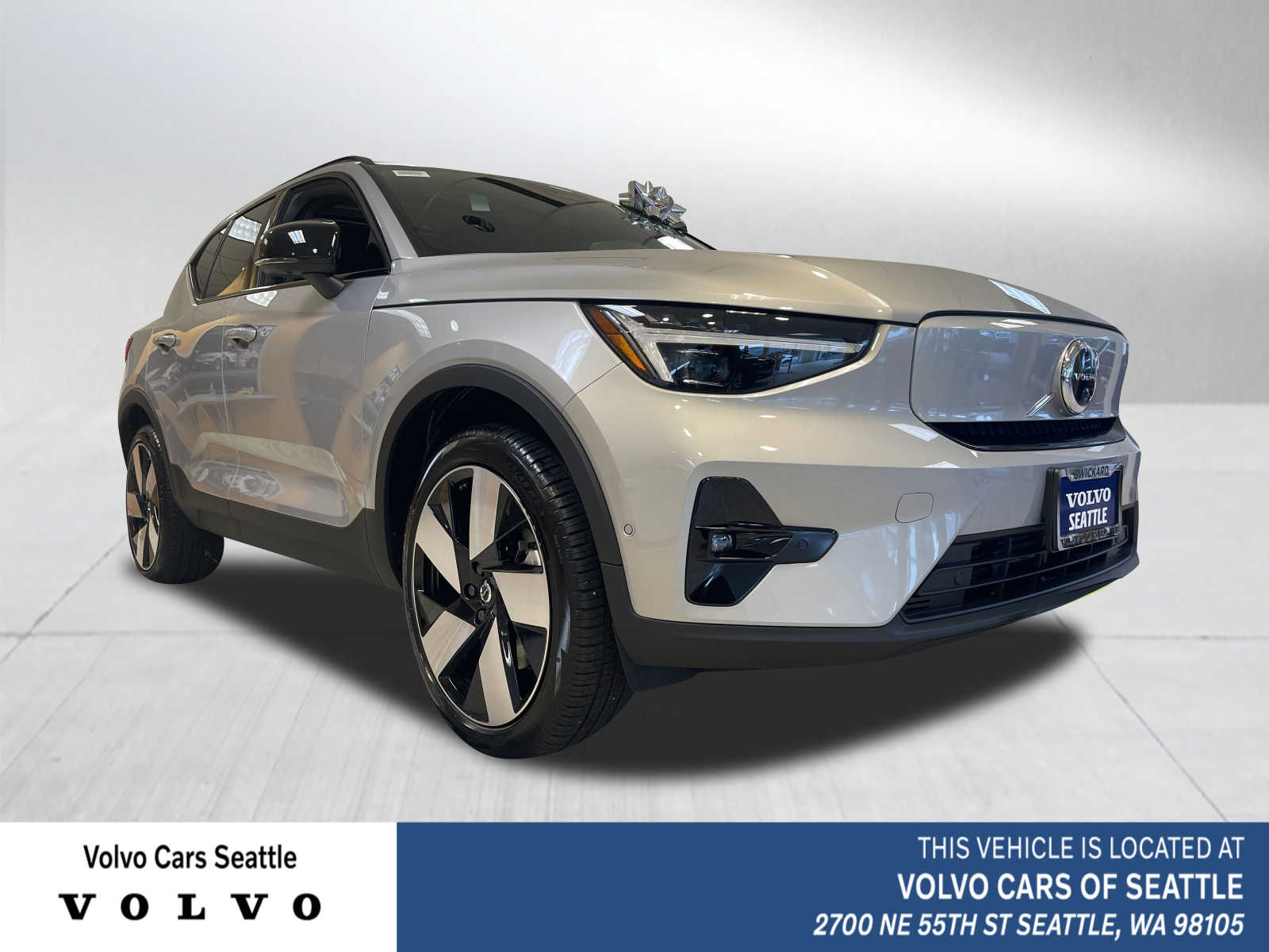 New 2024 Volvo XC40 Recharge Pure Electric Plus Sport Utility in