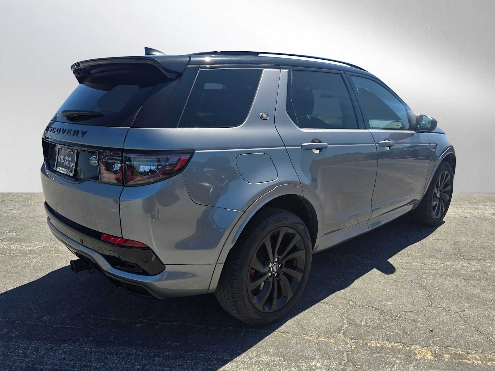 View vehicle photo 3