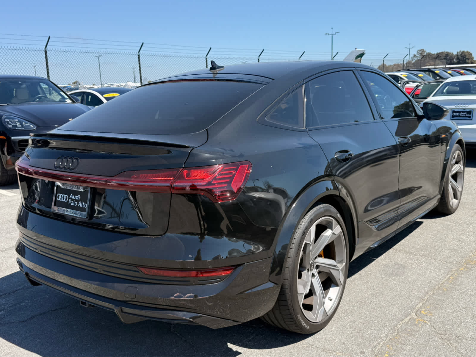 View vehicle photo 3