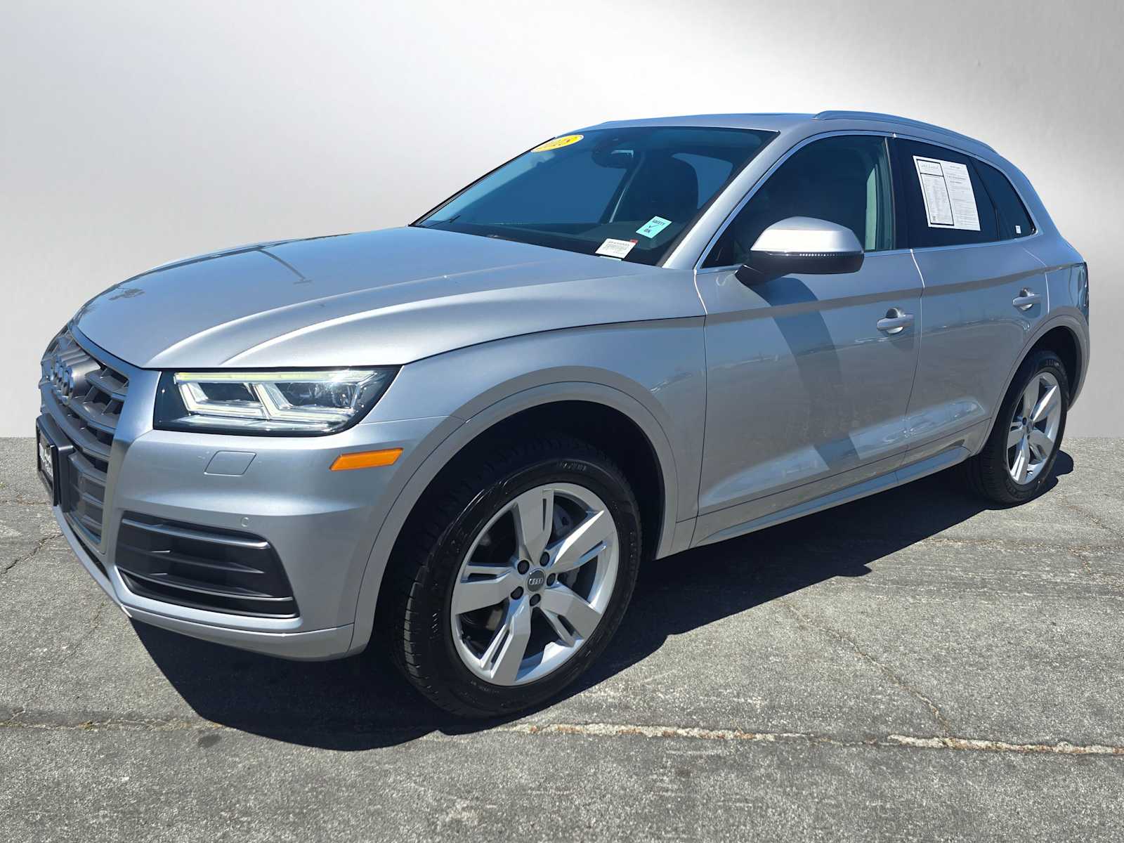 View vehicle photo 7