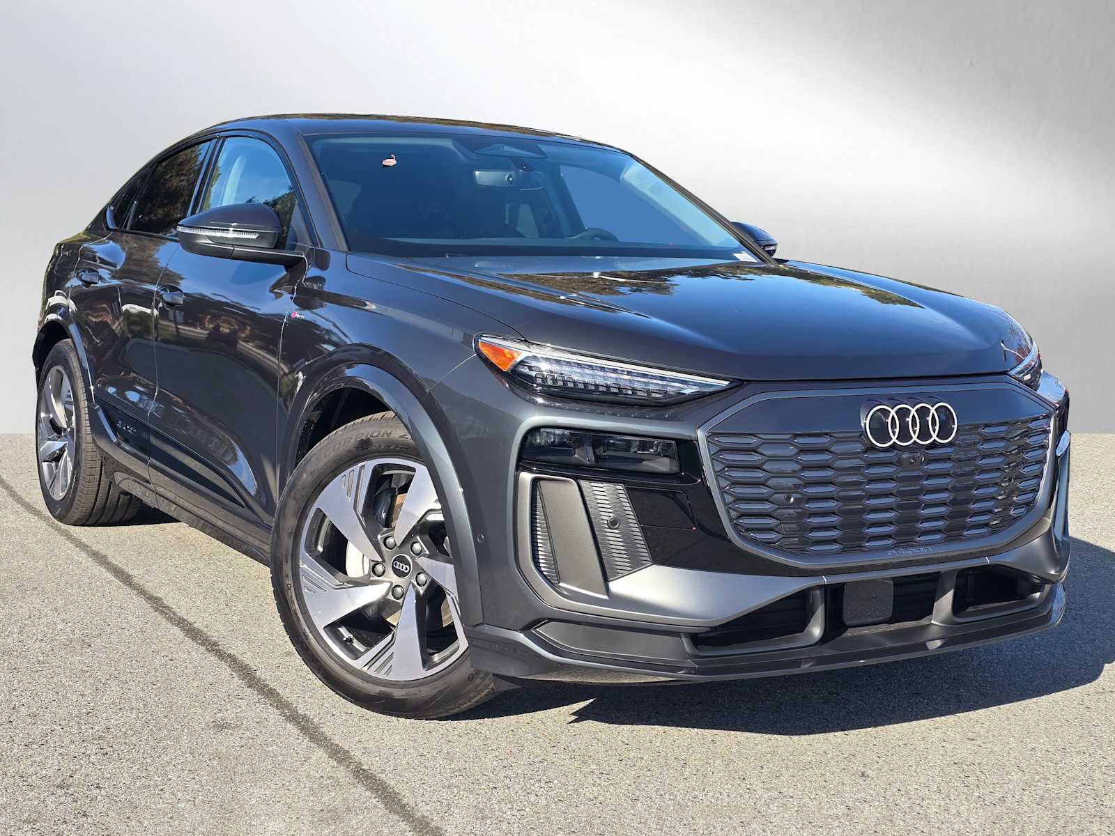 2025 Audi Q6 e-tron Sportback quattro Prestige