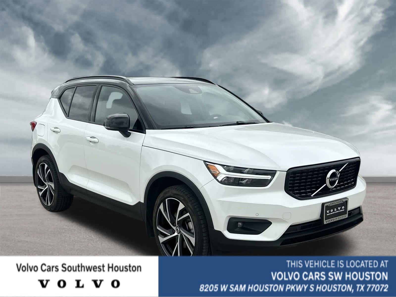 Certified Pre-Owned 2021 Volvo XC40 R-Design Sport Utility in #2496273A |  Swickard Auto Group
