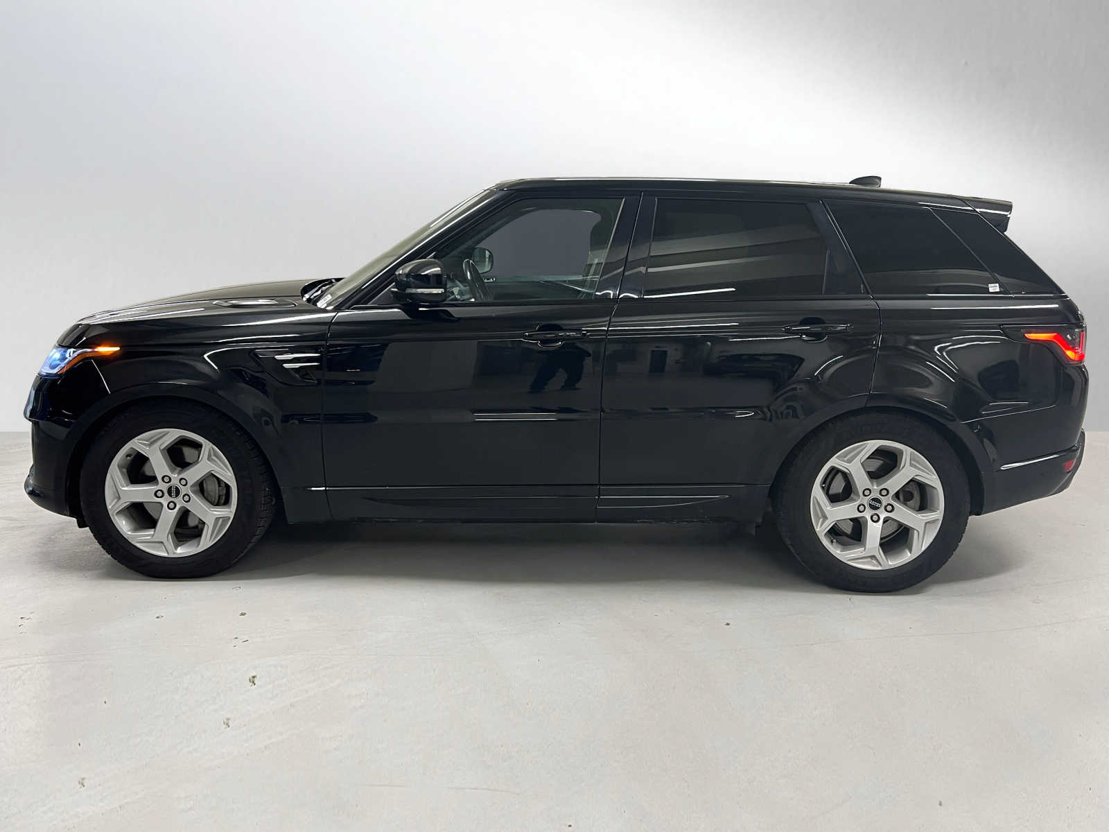 Certified Pre-Owned 2021 Land Rover Range Rover Sport HSE Silver 