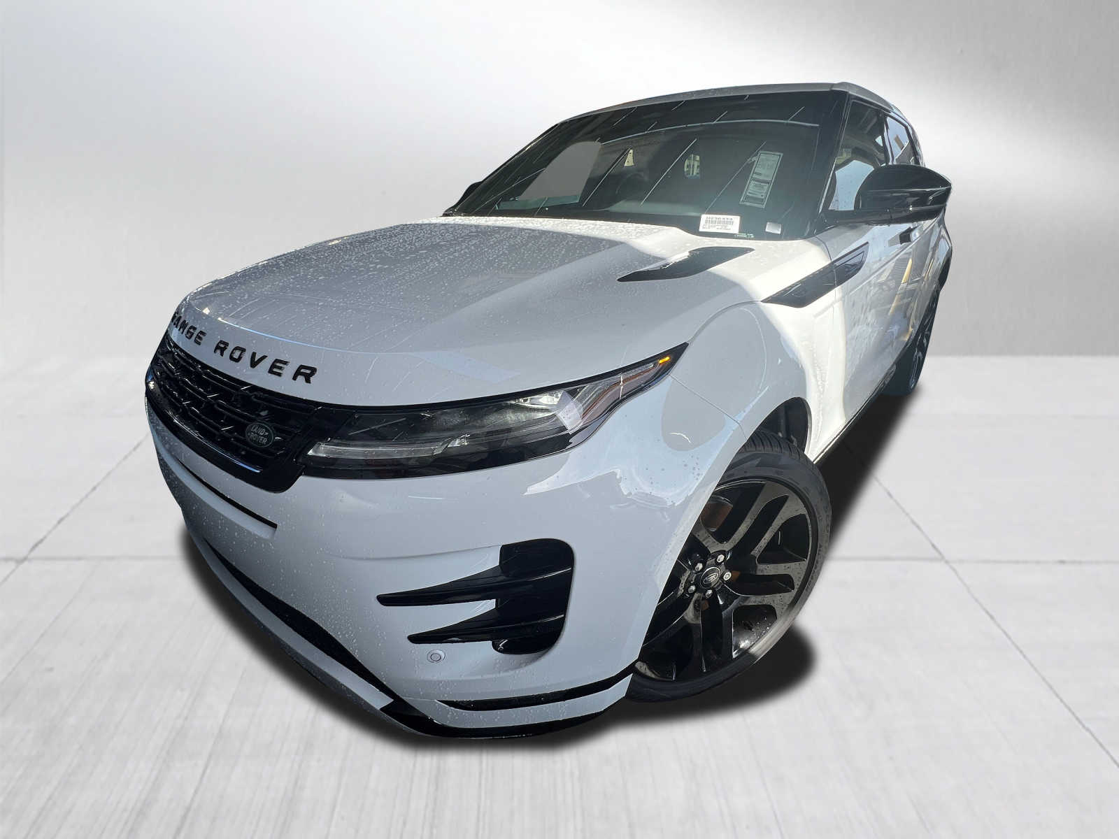 New 2024 Land Rover Range Rover Evoque Dynamic SE Sport Utility in #H235694