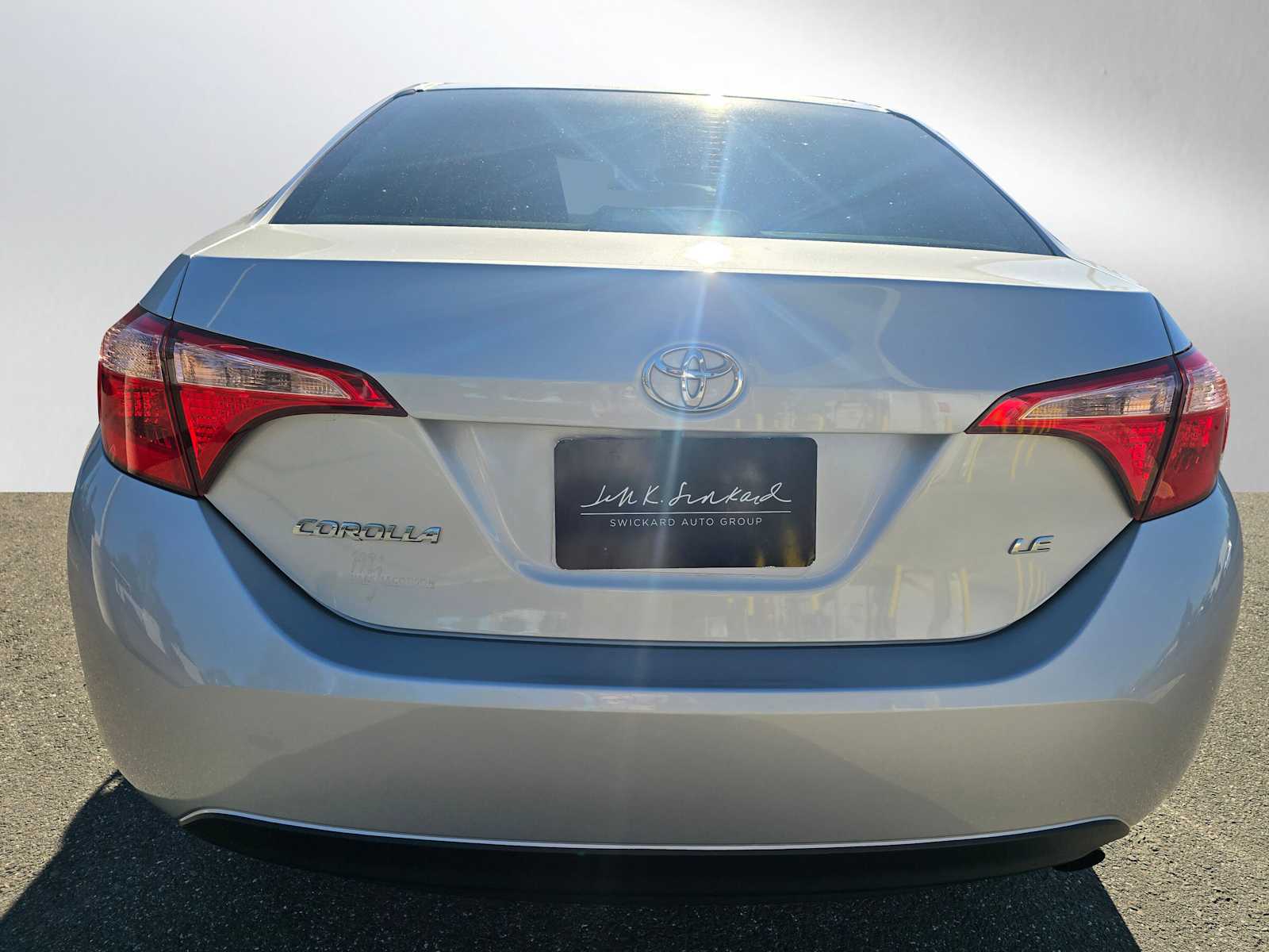 View vehicle photo 4