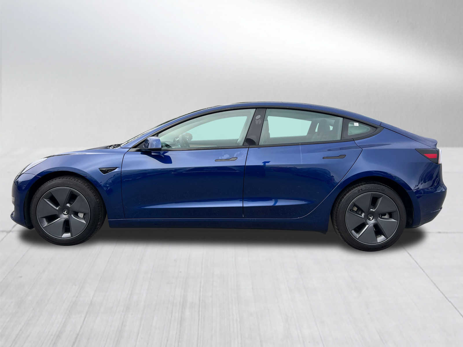 2023 Tesla Model 3 Base 4dr Rear-Wheel Drive Sedan Specs and