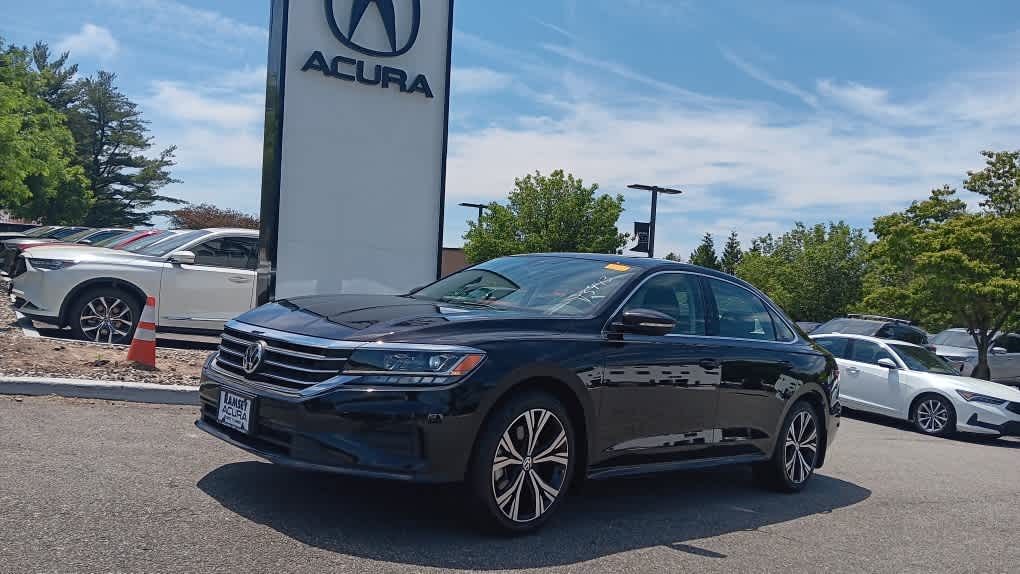 Deep Black Pearl 2022 Volkswagen Passat 2.0T SE FWD Sedan Front-Wheel Drive 6-Speed Automatic