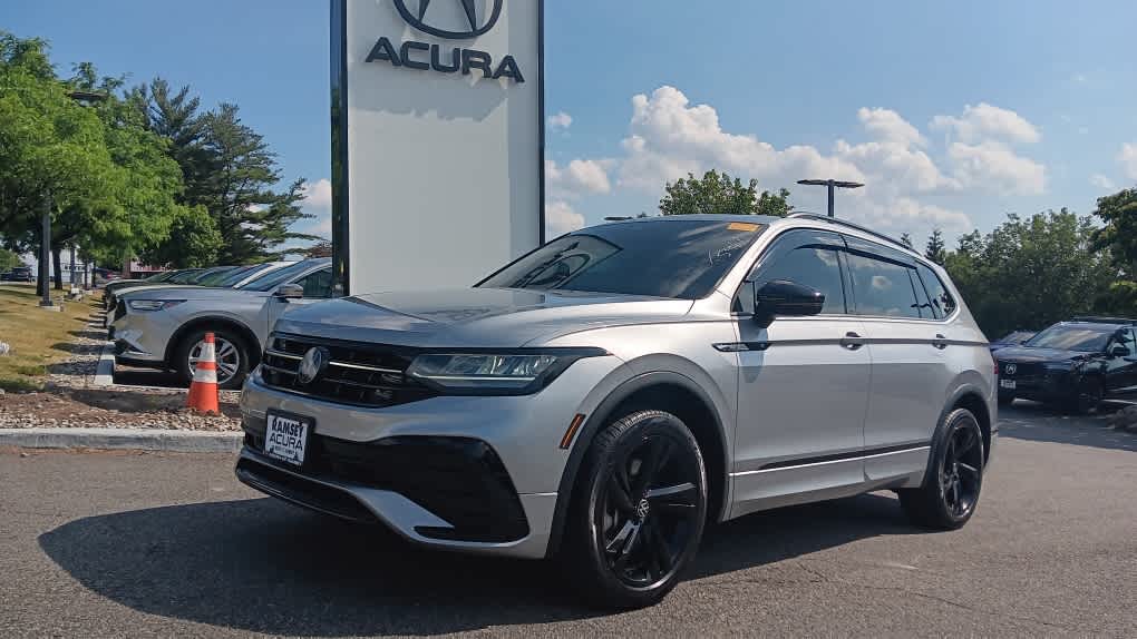  2023 Volkswagen Tiguan SE R-Line Black FWD   