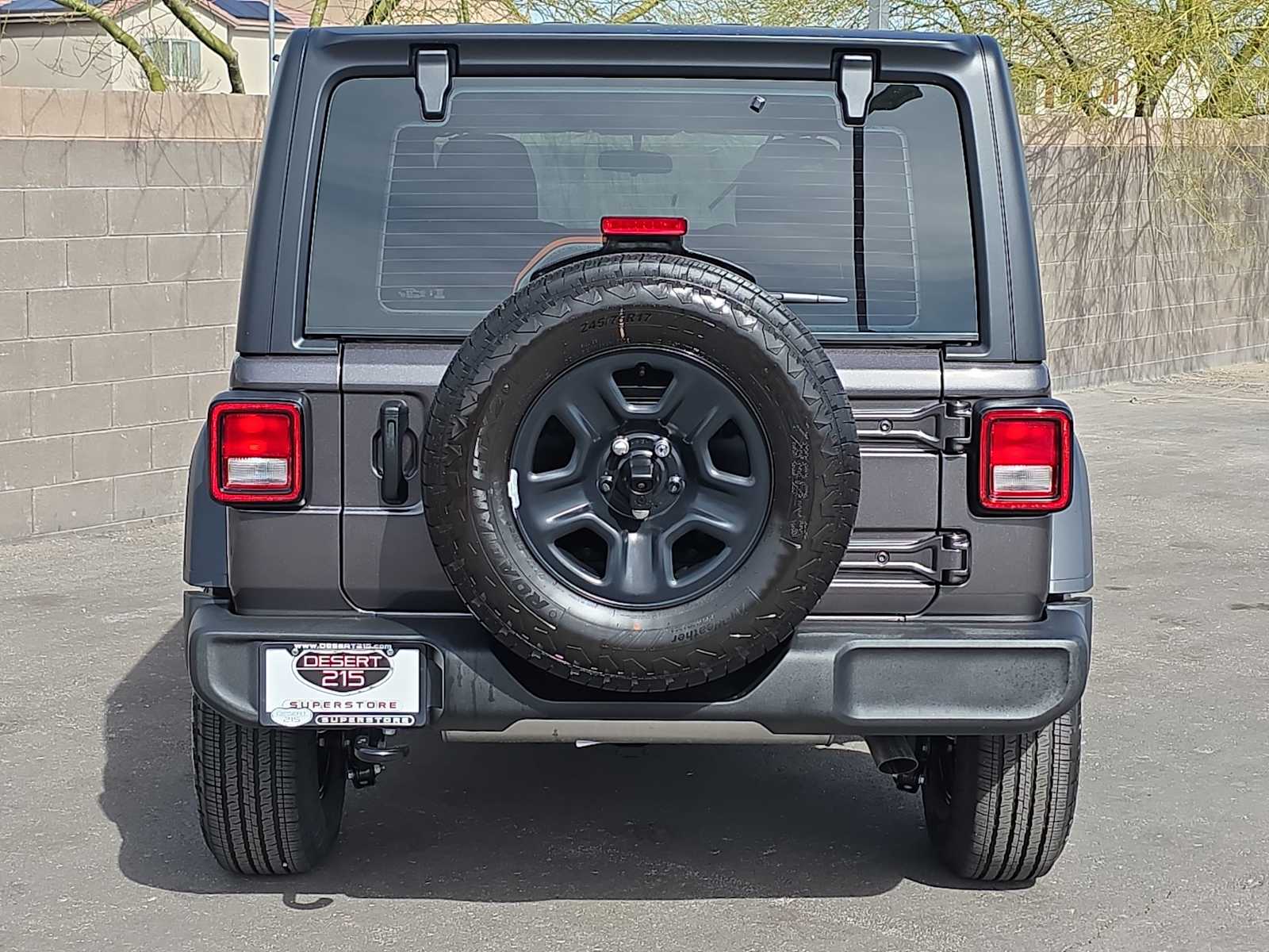 View vehicle photo 7