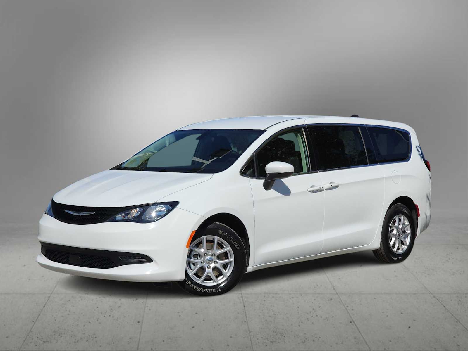 2022 Chrysler Voyager
