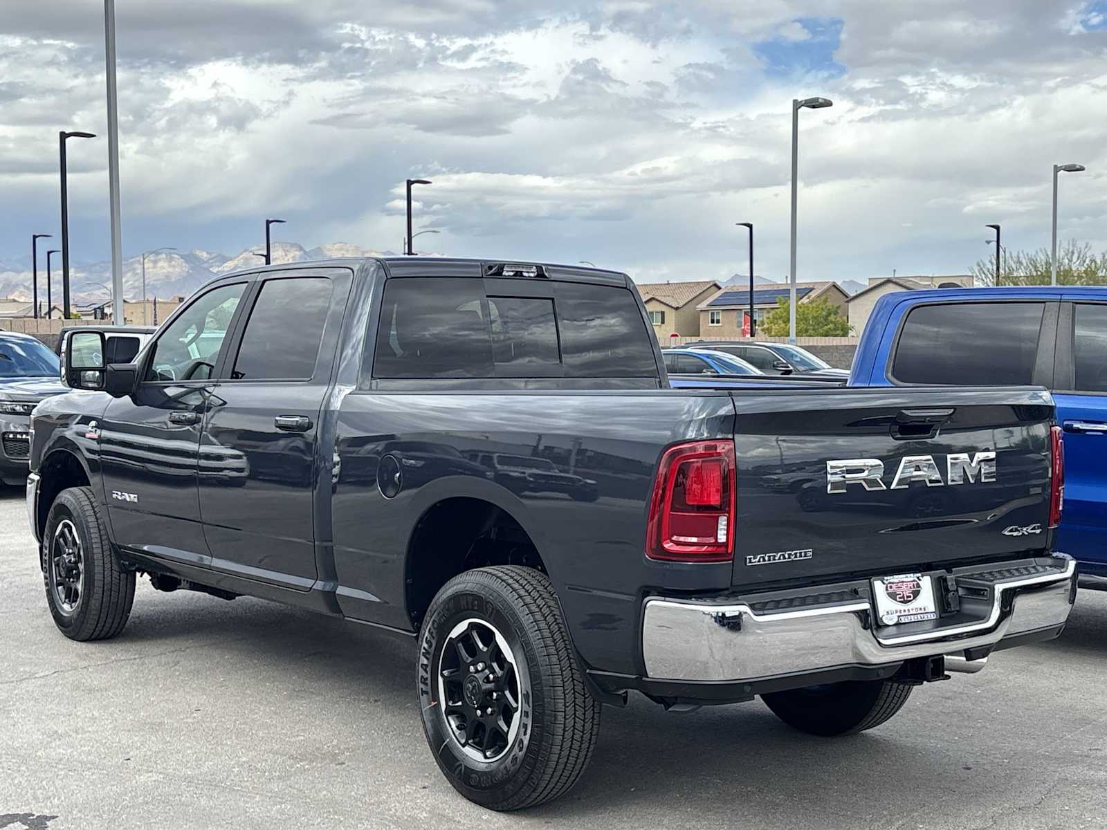 View vehicle photo 6