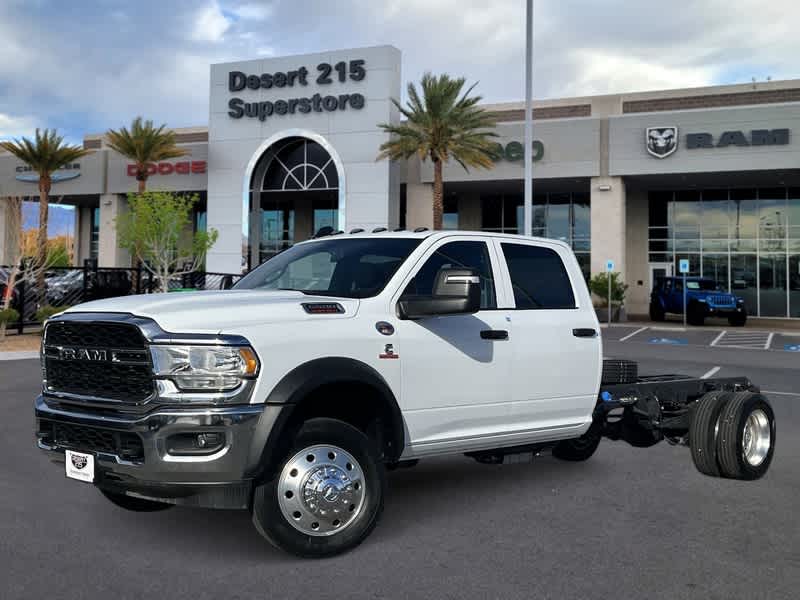 2024 RAM 5500 Chassis Cab Tradesman 4x2 Crew Cab 84 CA 197.4 WB