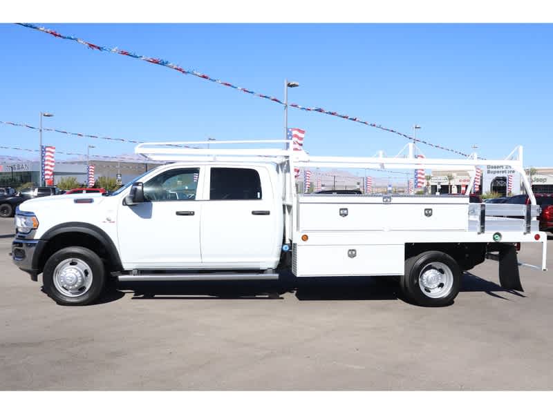 2024 RAM 5500 Chassis Cab Tradesman 4x2 Crew Cab 84 CA 197.4 WB