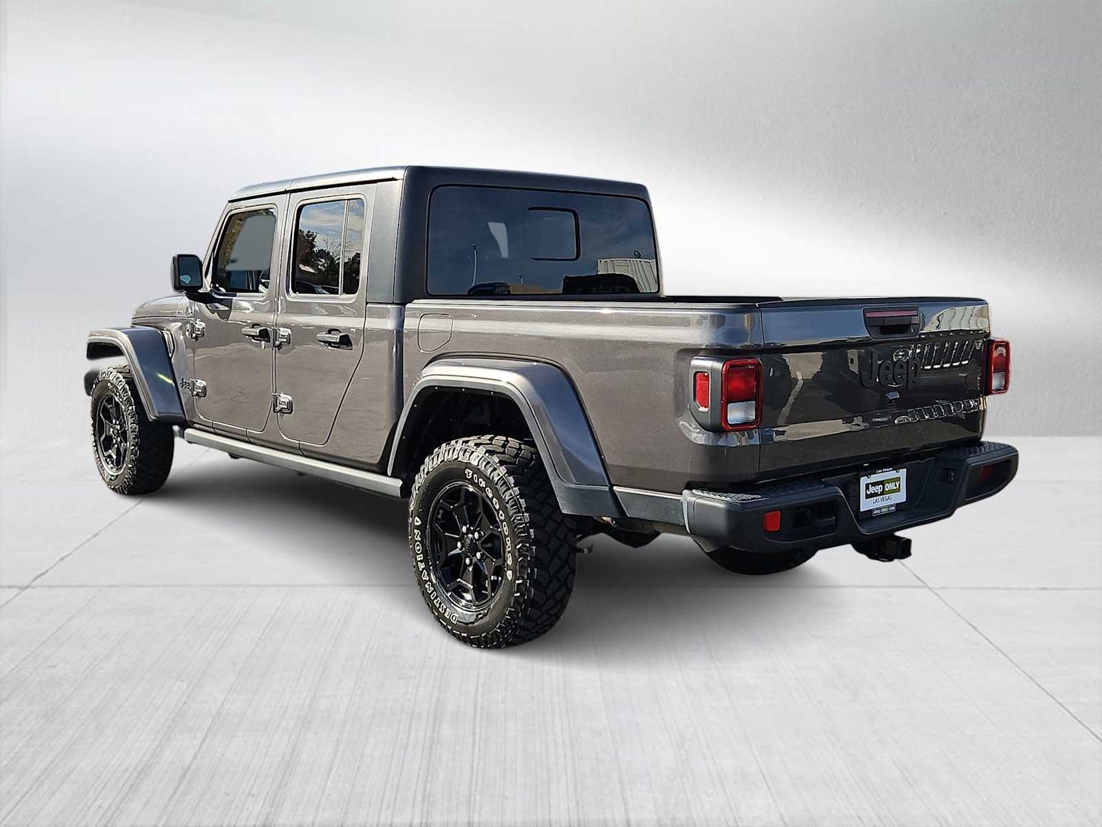 View vehicle photo 6