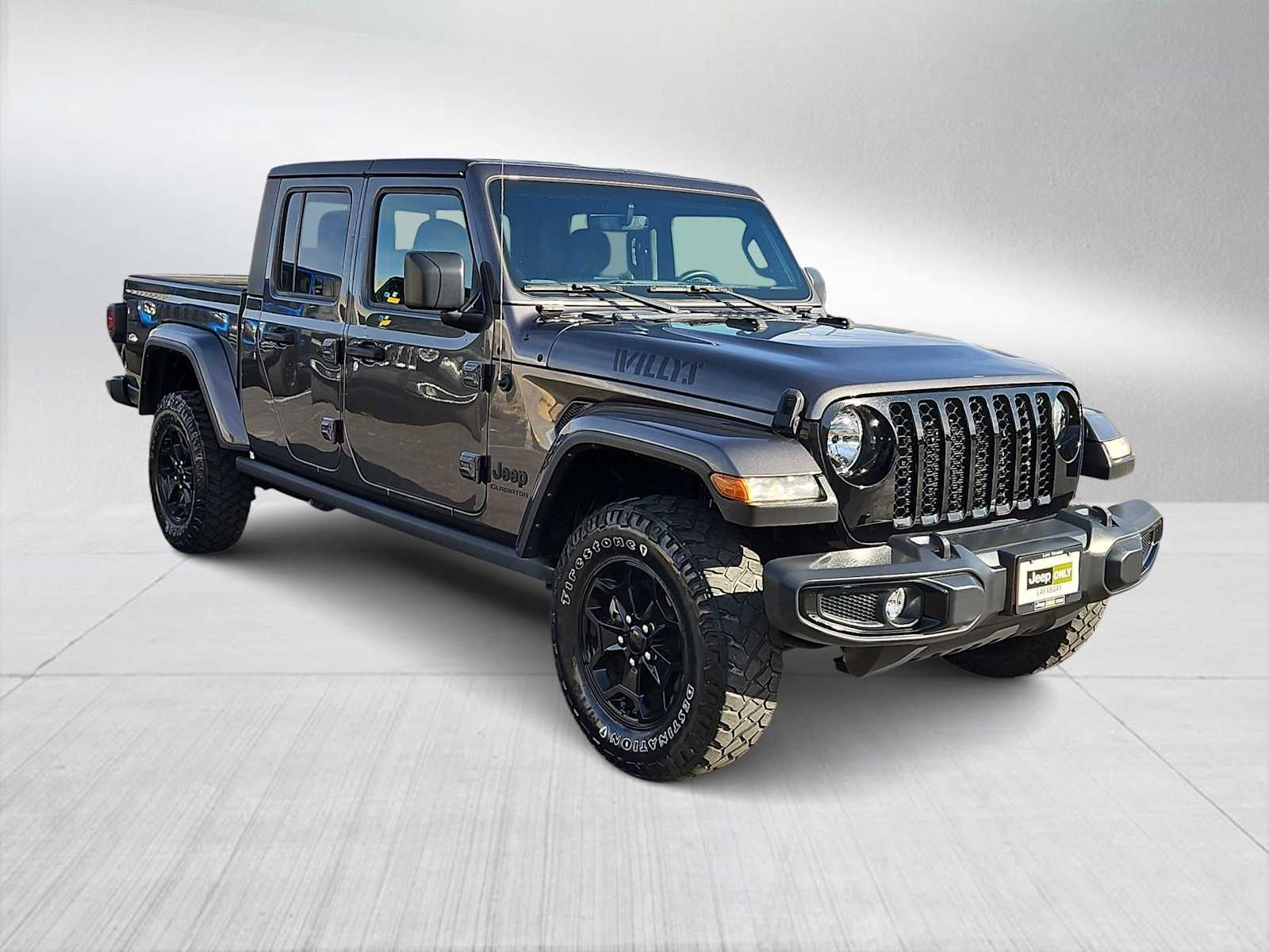 View vehicle photo 2