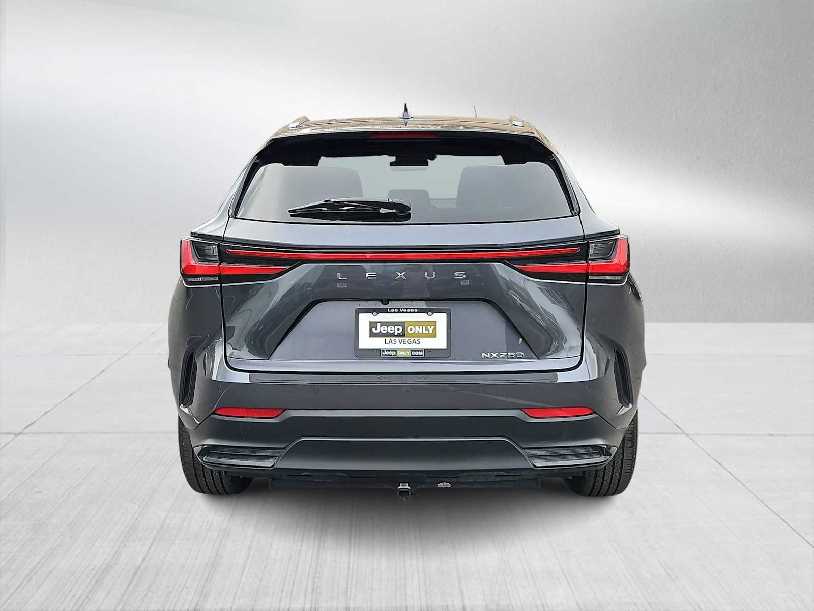 View vehicle photo 7