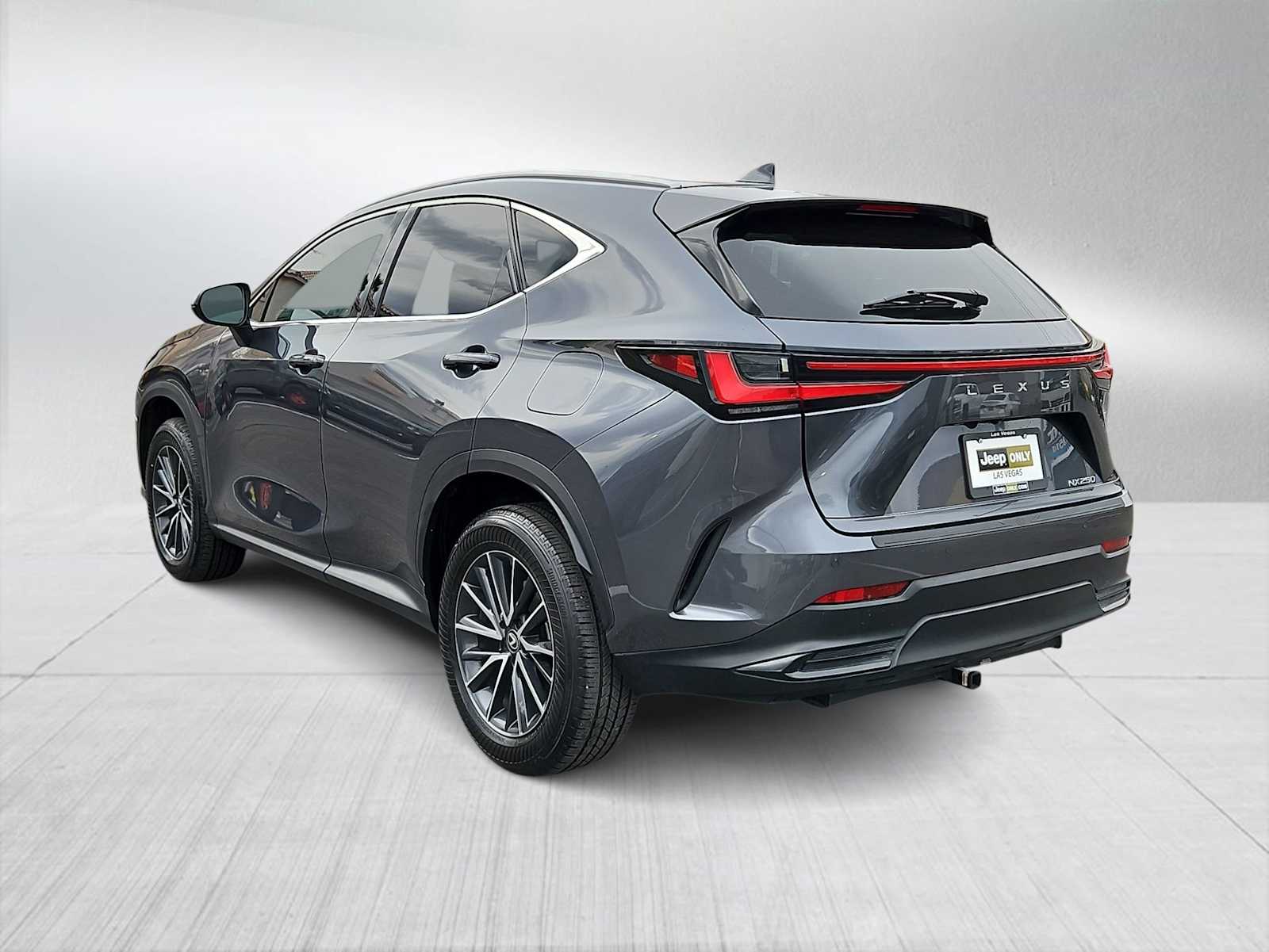 View vehicle photo 6