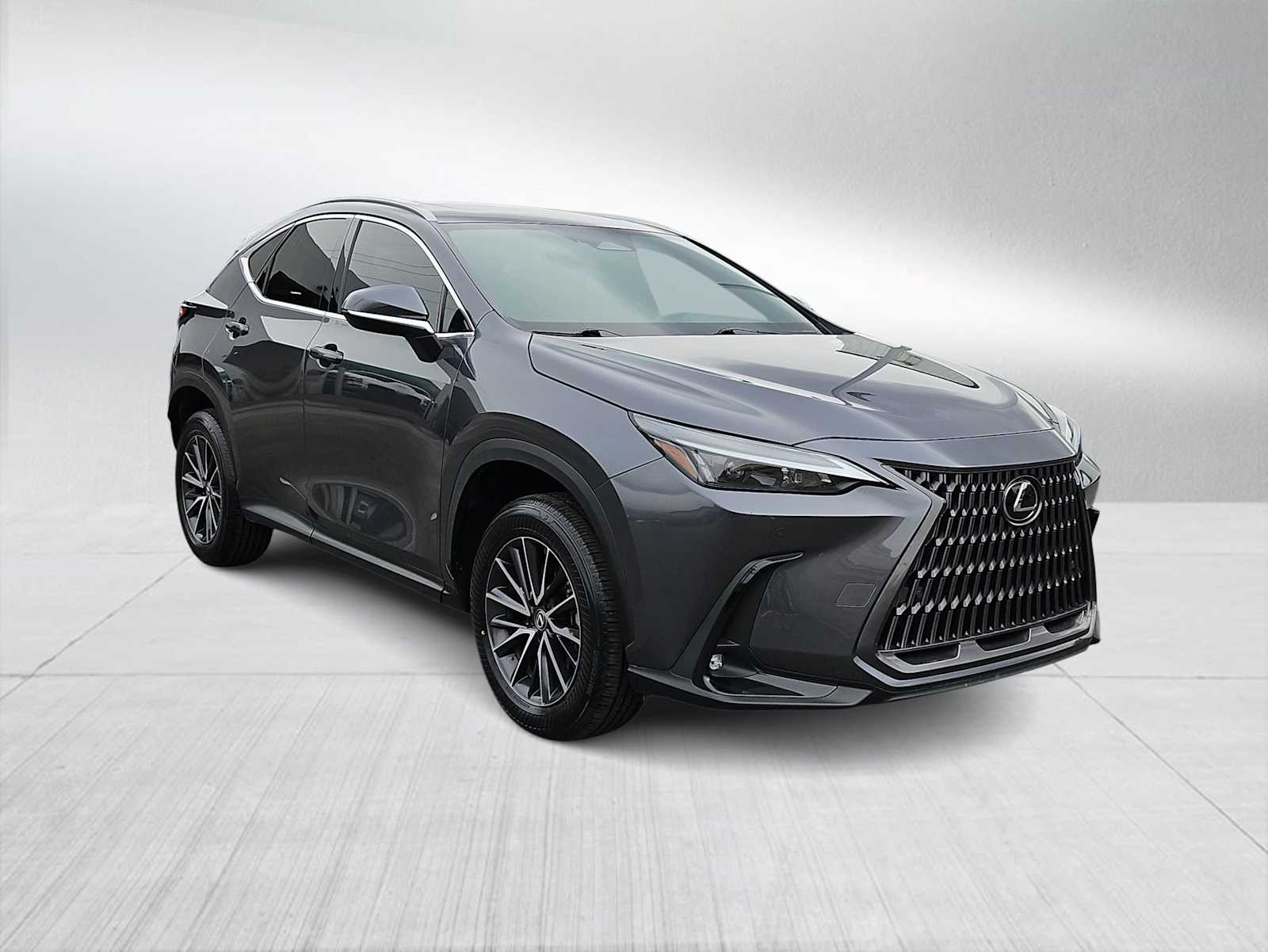 View vehicle photo 2