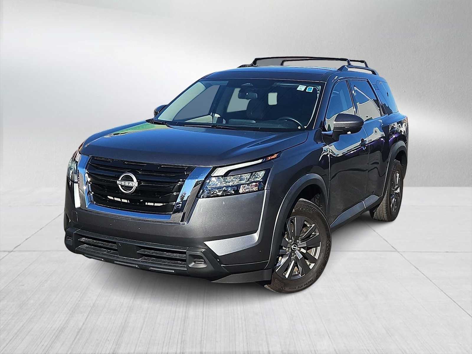 2023 Nissan Pathfinder SV