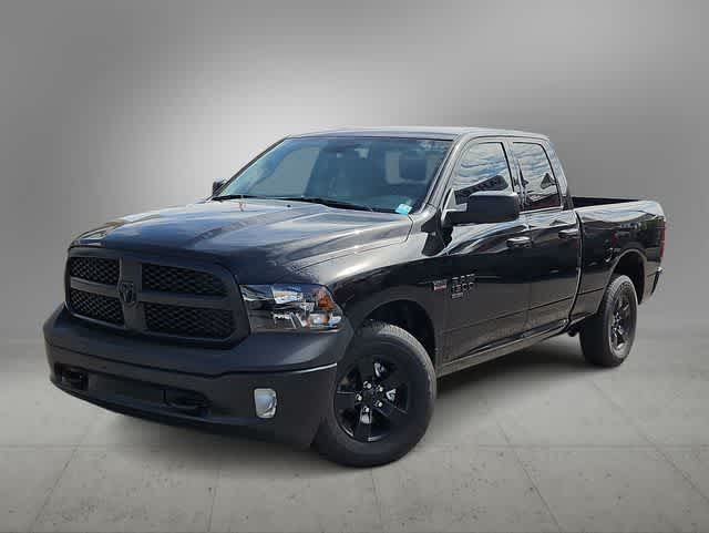 2024 RAM 1500 Classic Tradesman 4x4 Quad Cab 64 Box