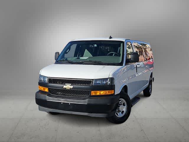 2022 Chevrolet Express LS