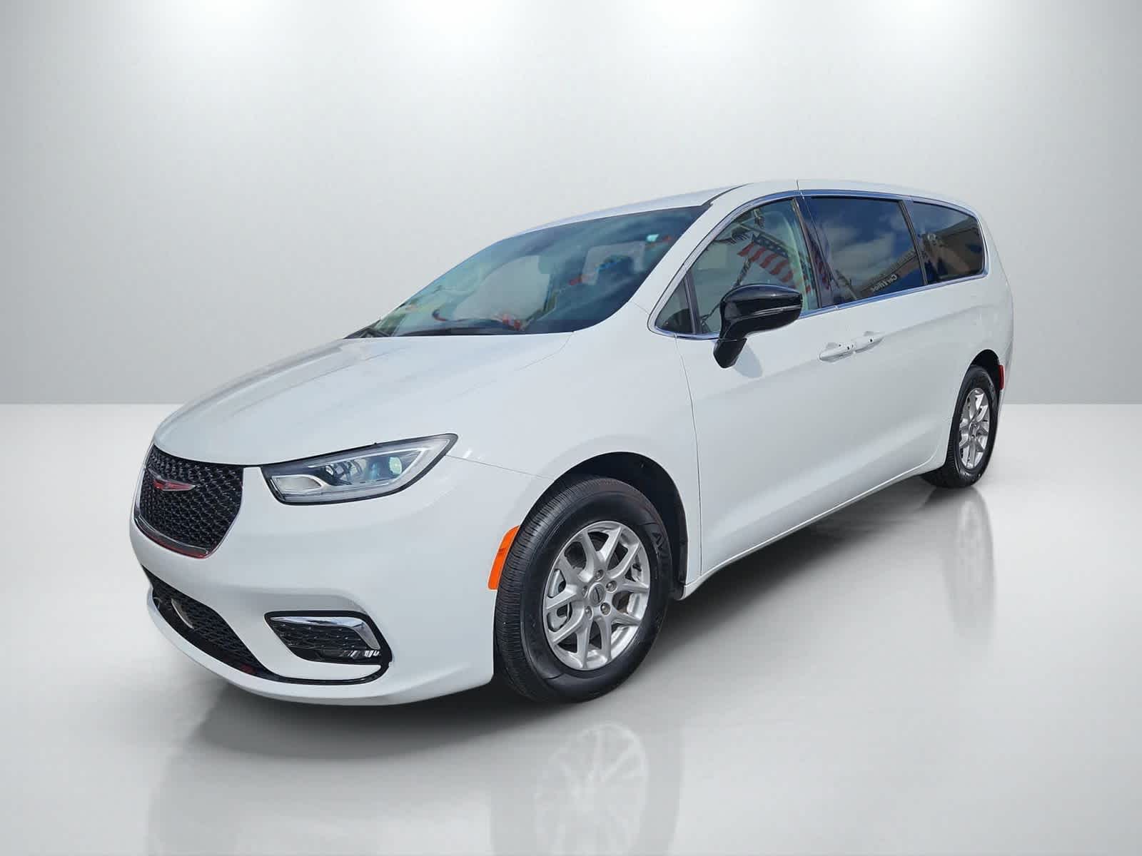 View vehicle photo 6