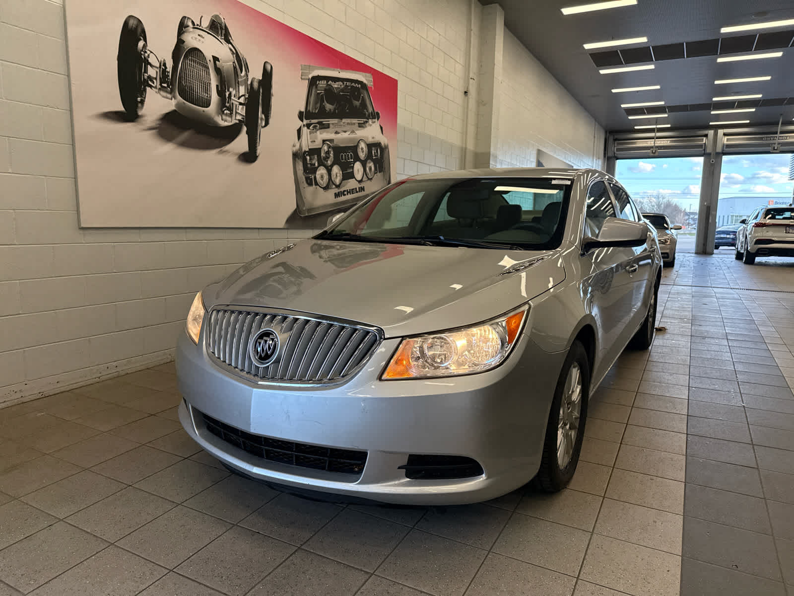 2010 Buick LaCrosse CX FWD