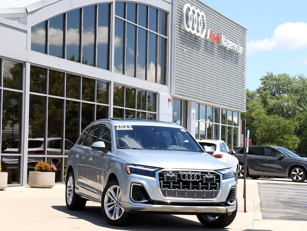 Satellite Silver Metallic 2025 Audi Q7 quattro Premium Plus 55 TFSI SUV / Crossover All-Wheel Drive 8-Speed Automatic