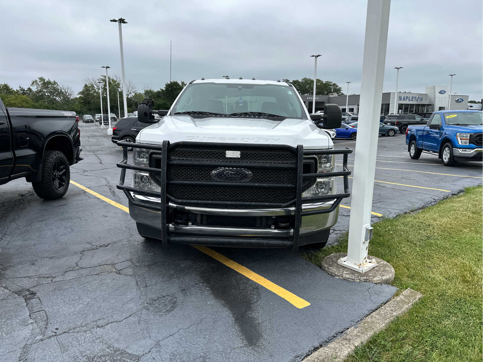 2021 Ford Super Duty F-350 DRW XL 2WD Crew Cab 179 WB 60 CA 2