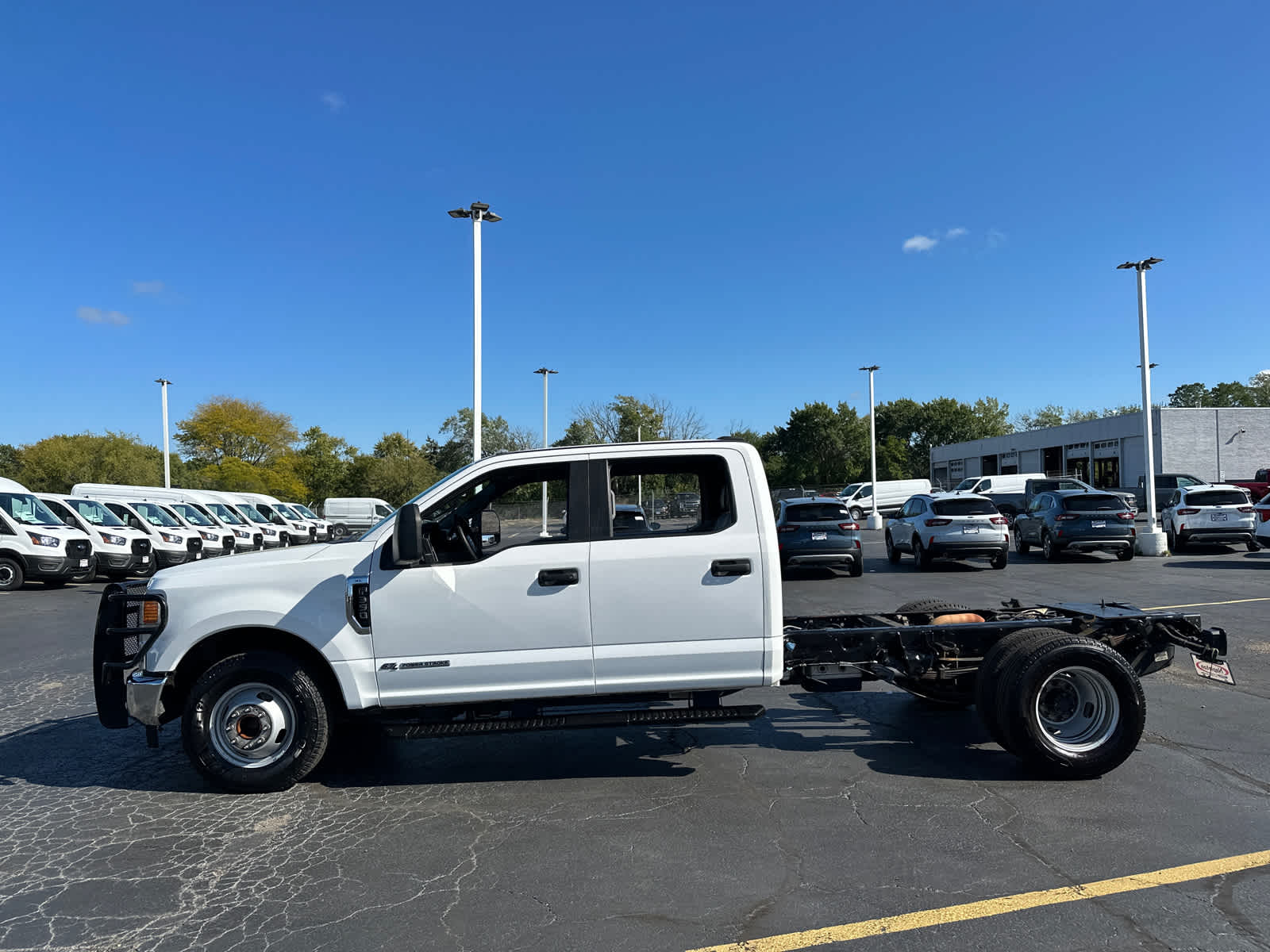 2021 Ford Super Duty F-350 DRW XL 2WD Crew Cab 179 WB 60 CA 5