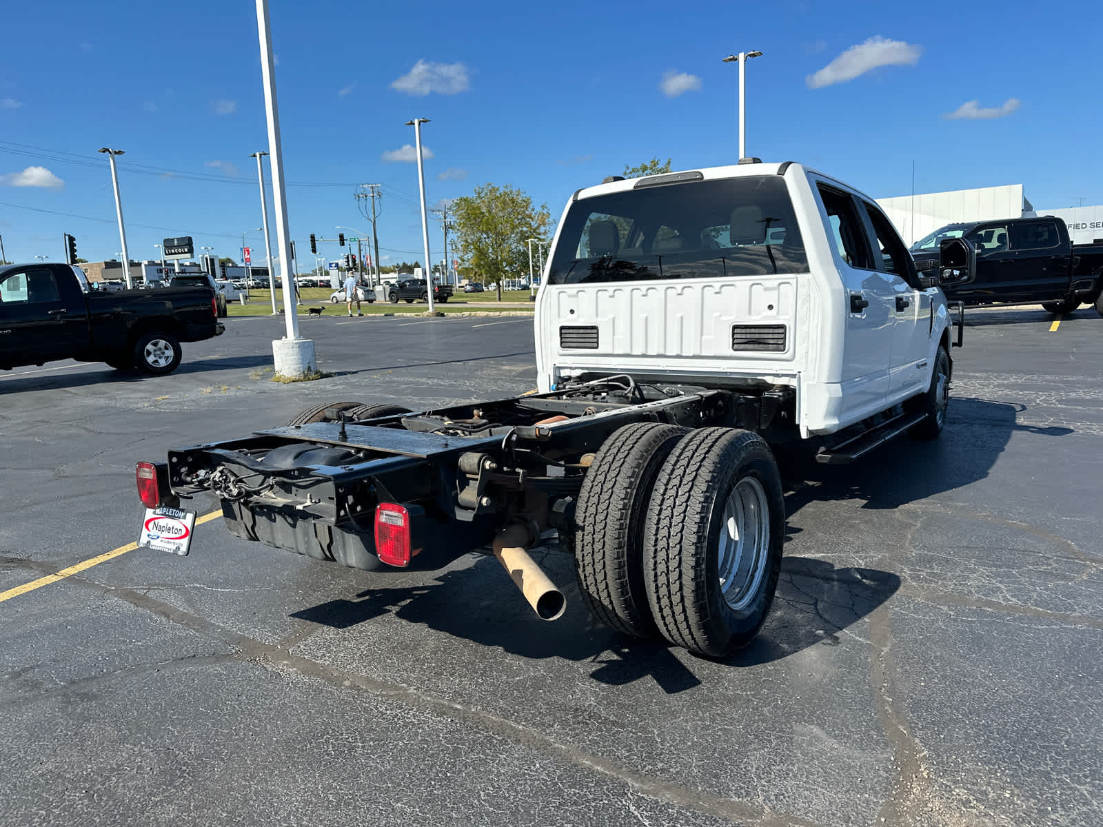 2021 Ford Super Duty F-350 DRW XL 2WD Crew Cab 179 WB 60 CA 8