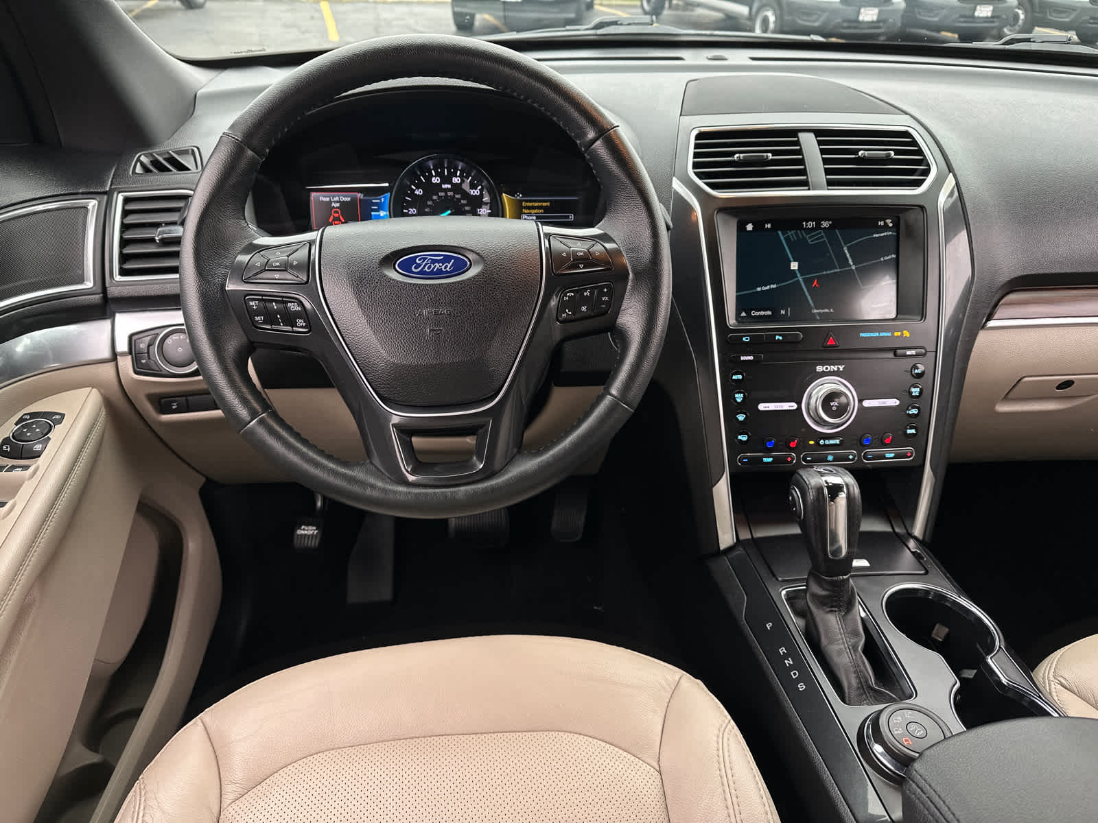 2019 Ford Explorer Limited 16