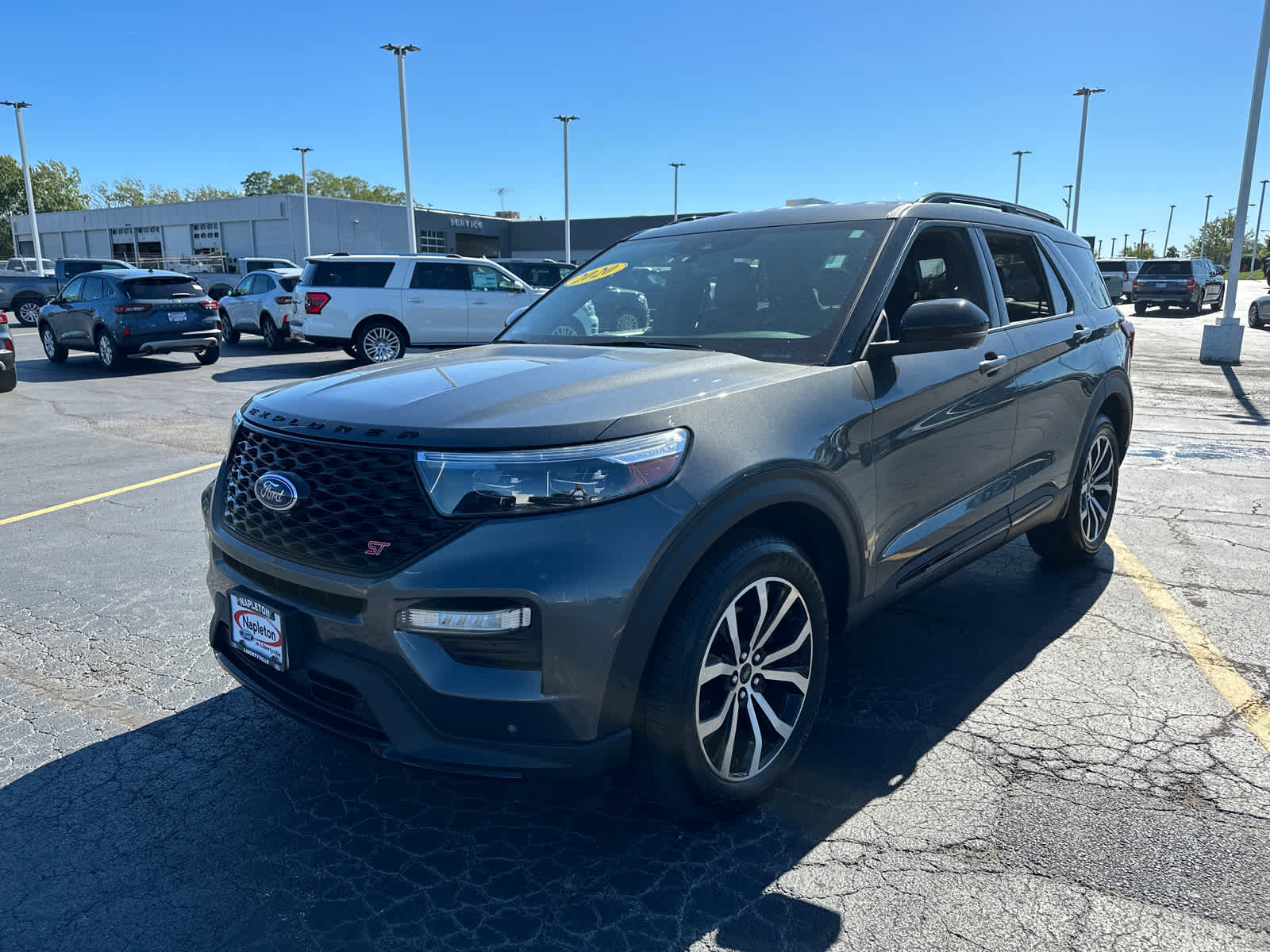 2020 Ford Explorer ST 4