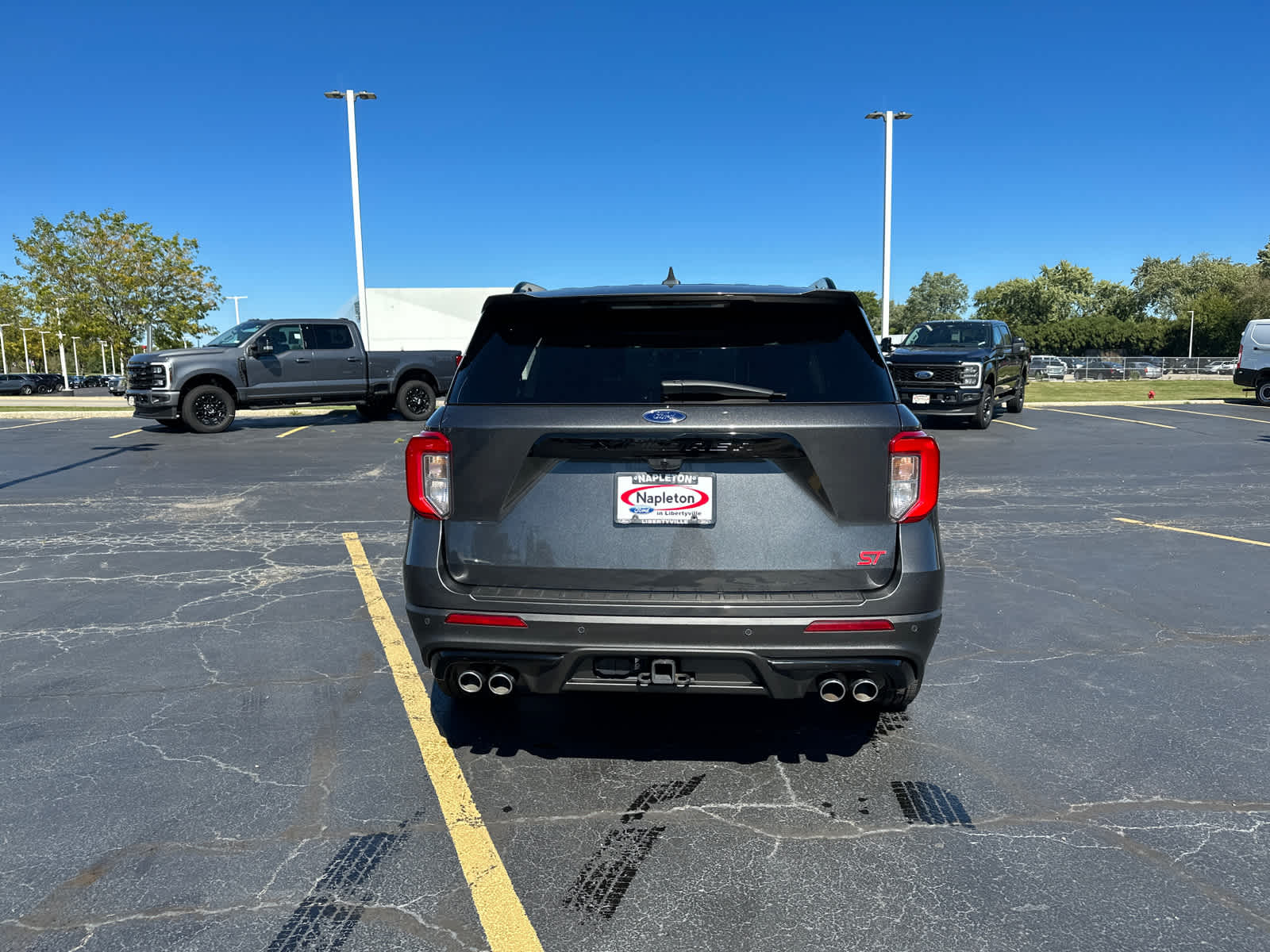 2020 Ford Explorer ST 7