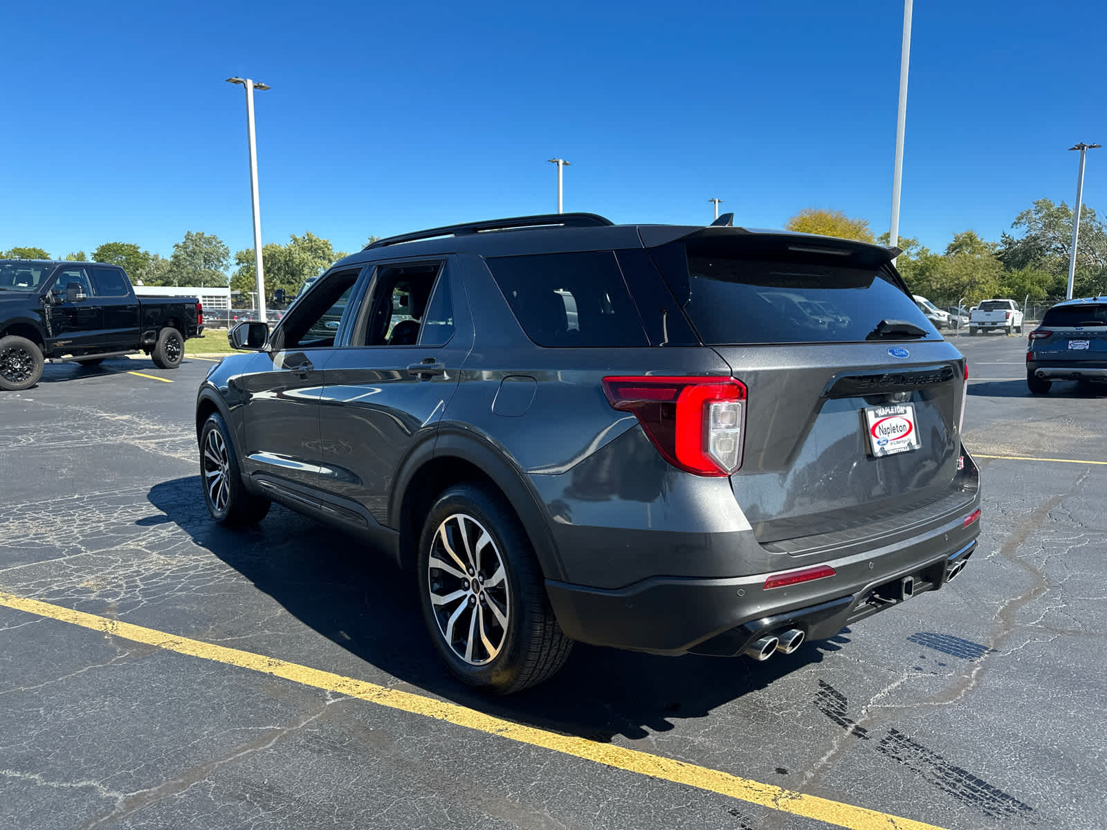 2020 Ford Explorer ST 6