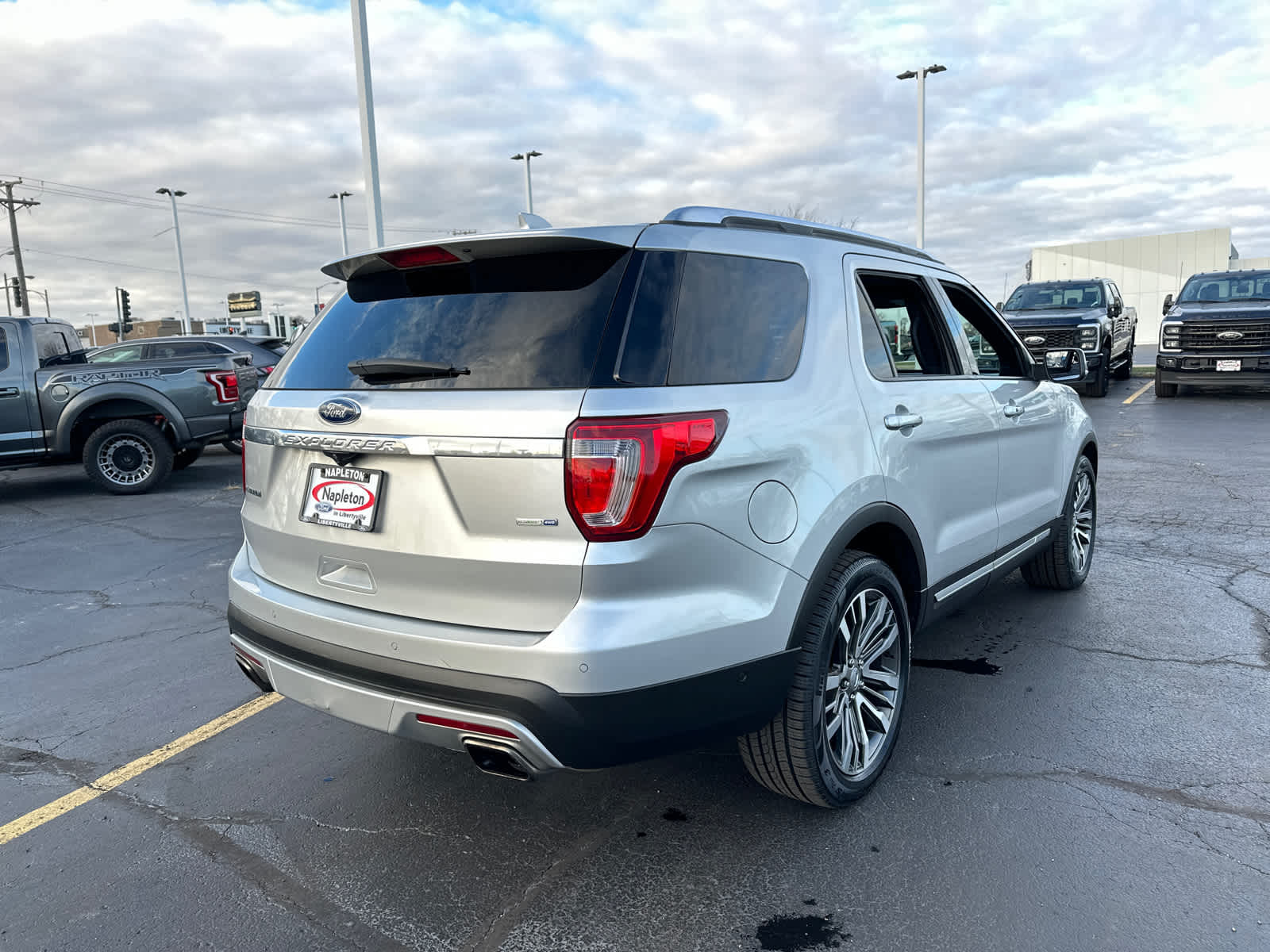 2017 Ford Explorer Platinum 8