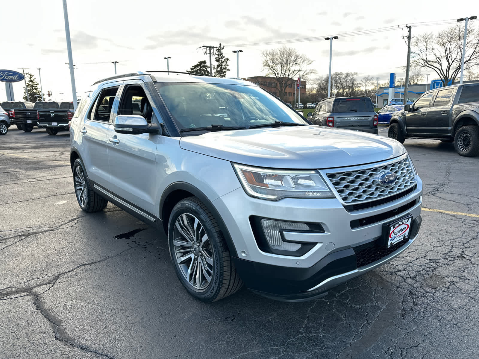 2017 Ford Explorer Platinum 10